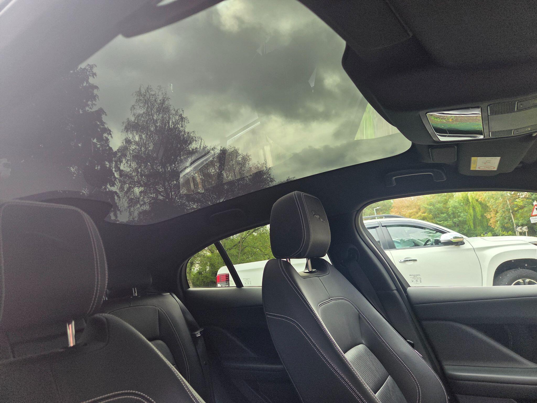 Jaguar I-Pace view 4