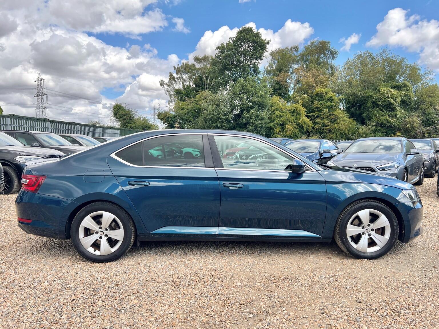 Skoda Superb view 2