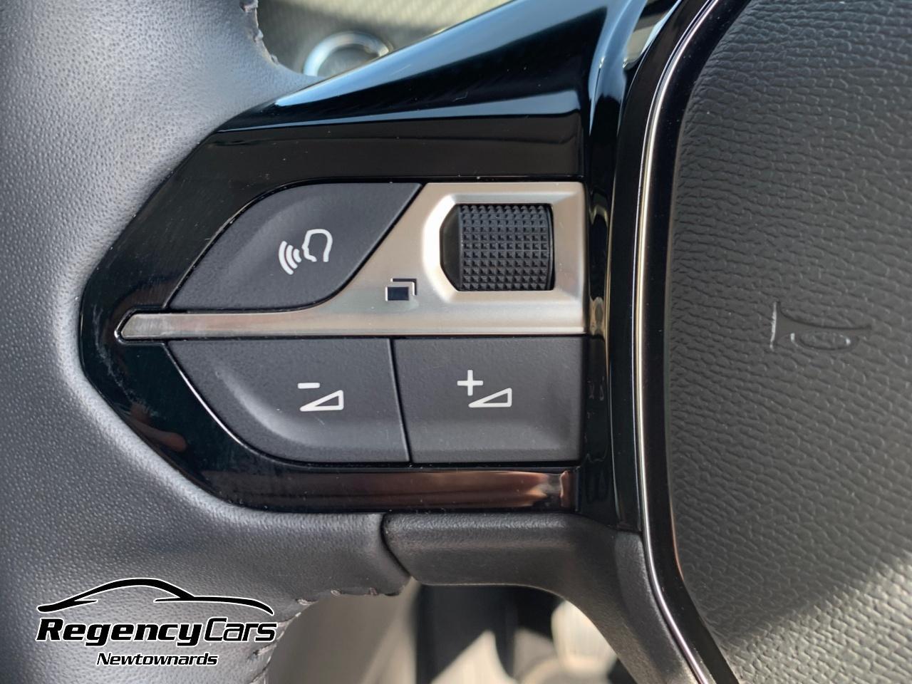 Peugeot 208 view 15