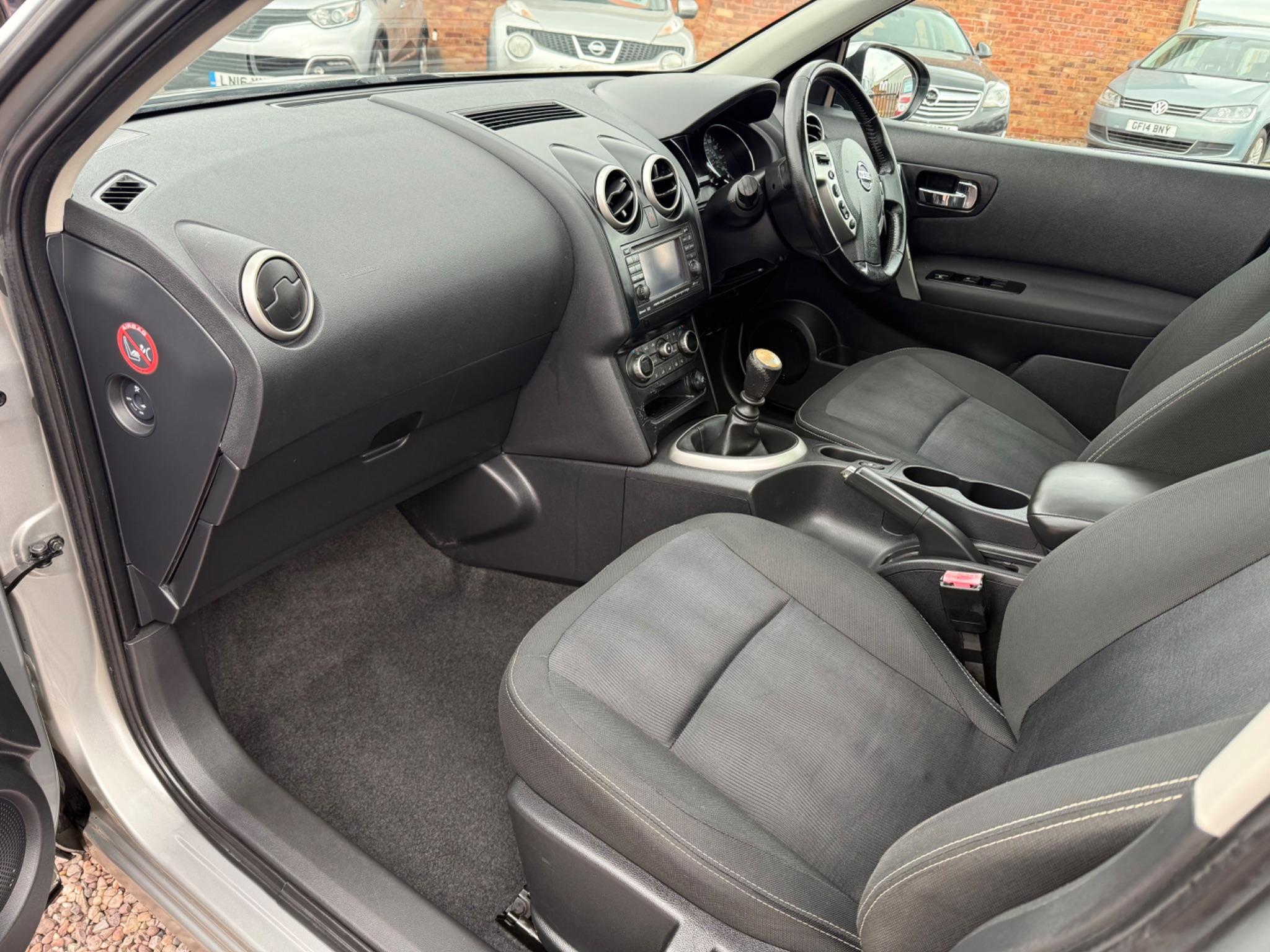 Nissan Qashqai view 24
