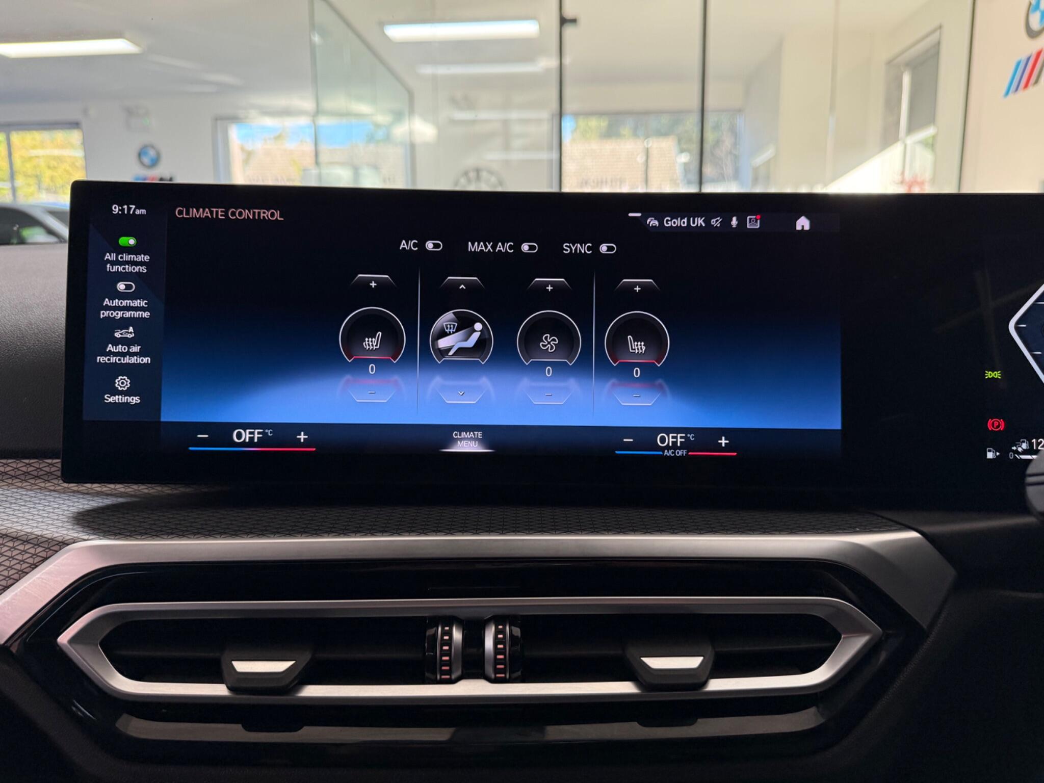 BMW 3 Series view 9