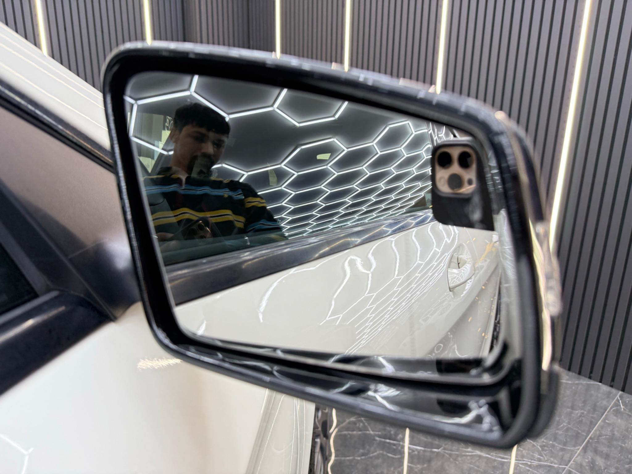 Mercedes-Benz Cla view 40