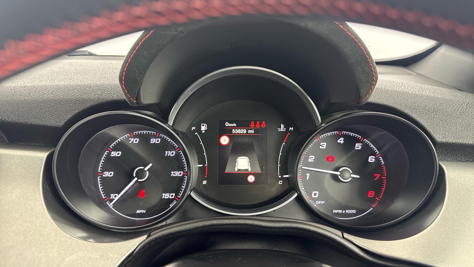 Fiat 500X view 13