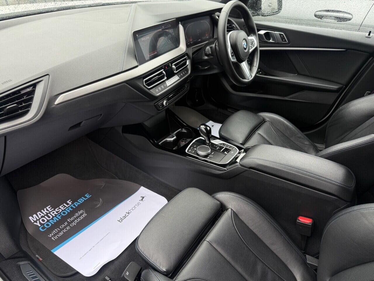 BMW 1 Series view 2