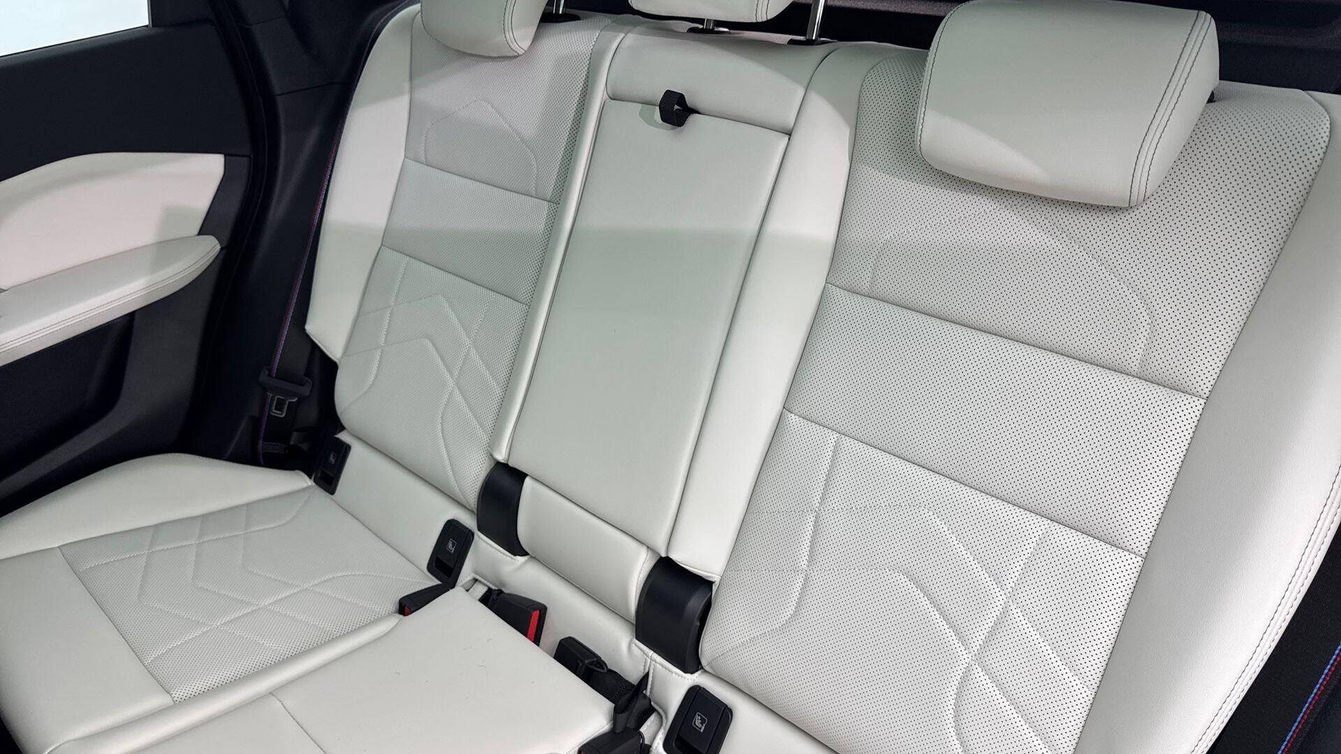 BMW X1 view 12