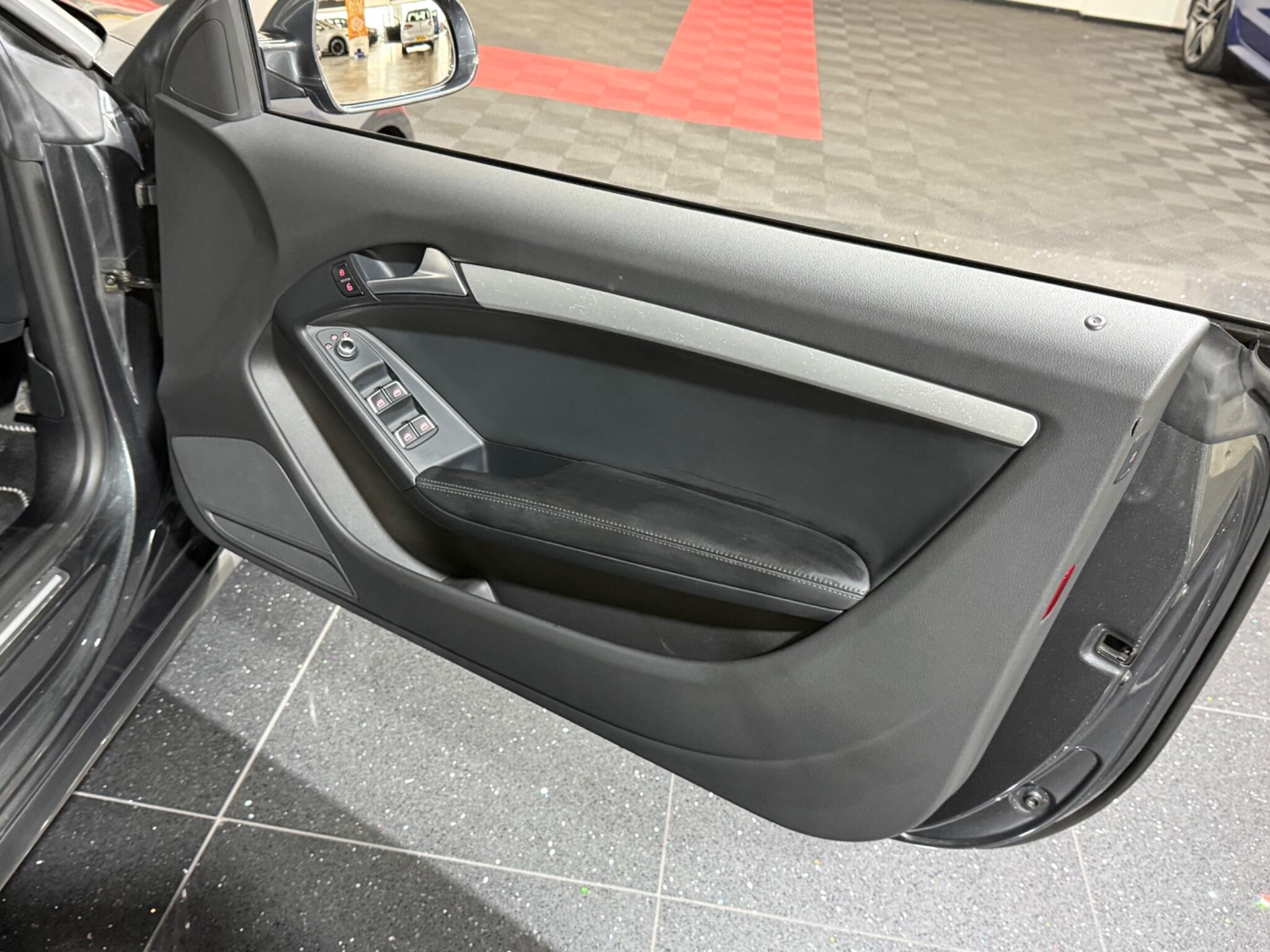 Audi A5 Cabriolet view 39