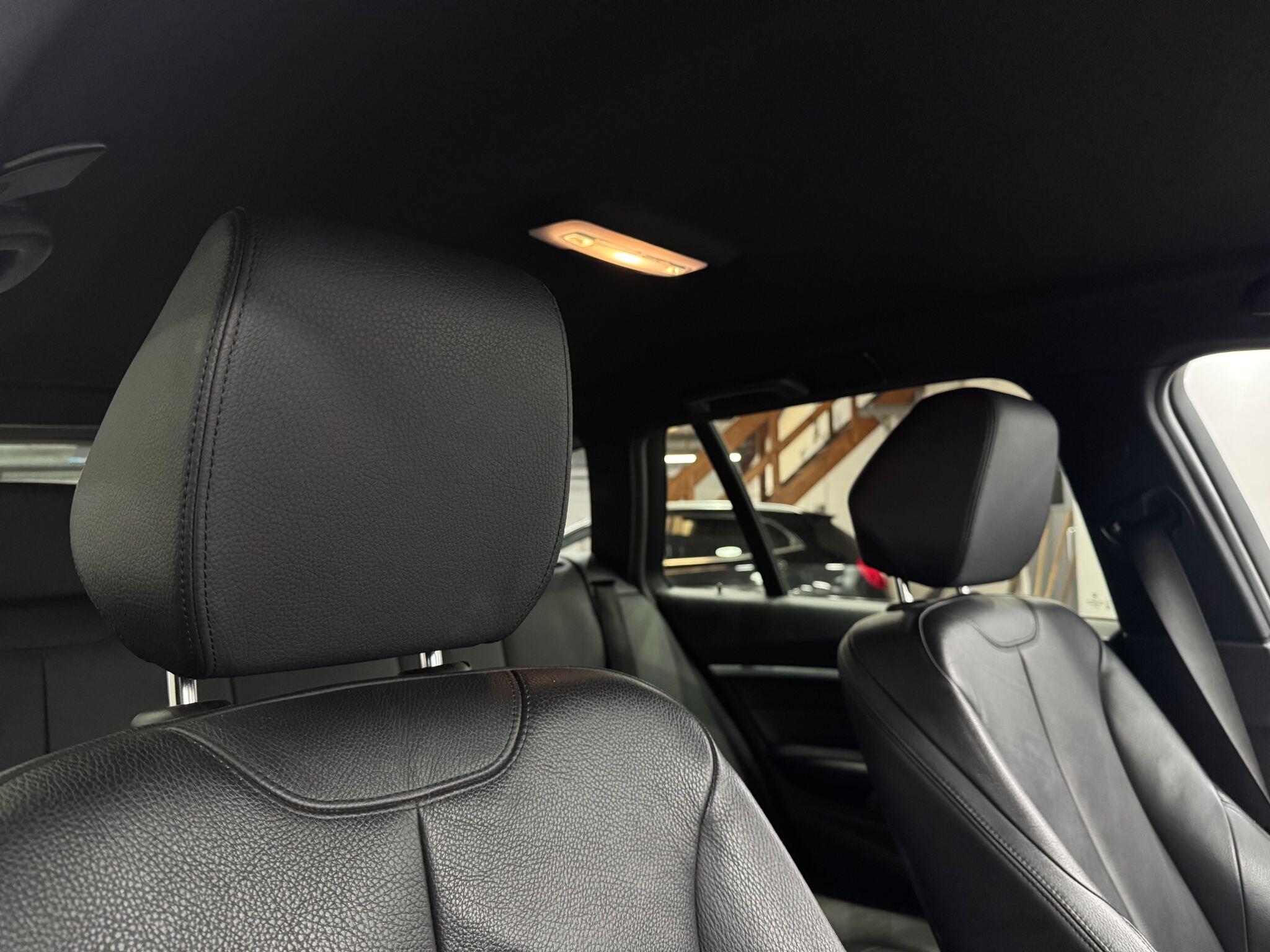 BMW 3 Series view 26
