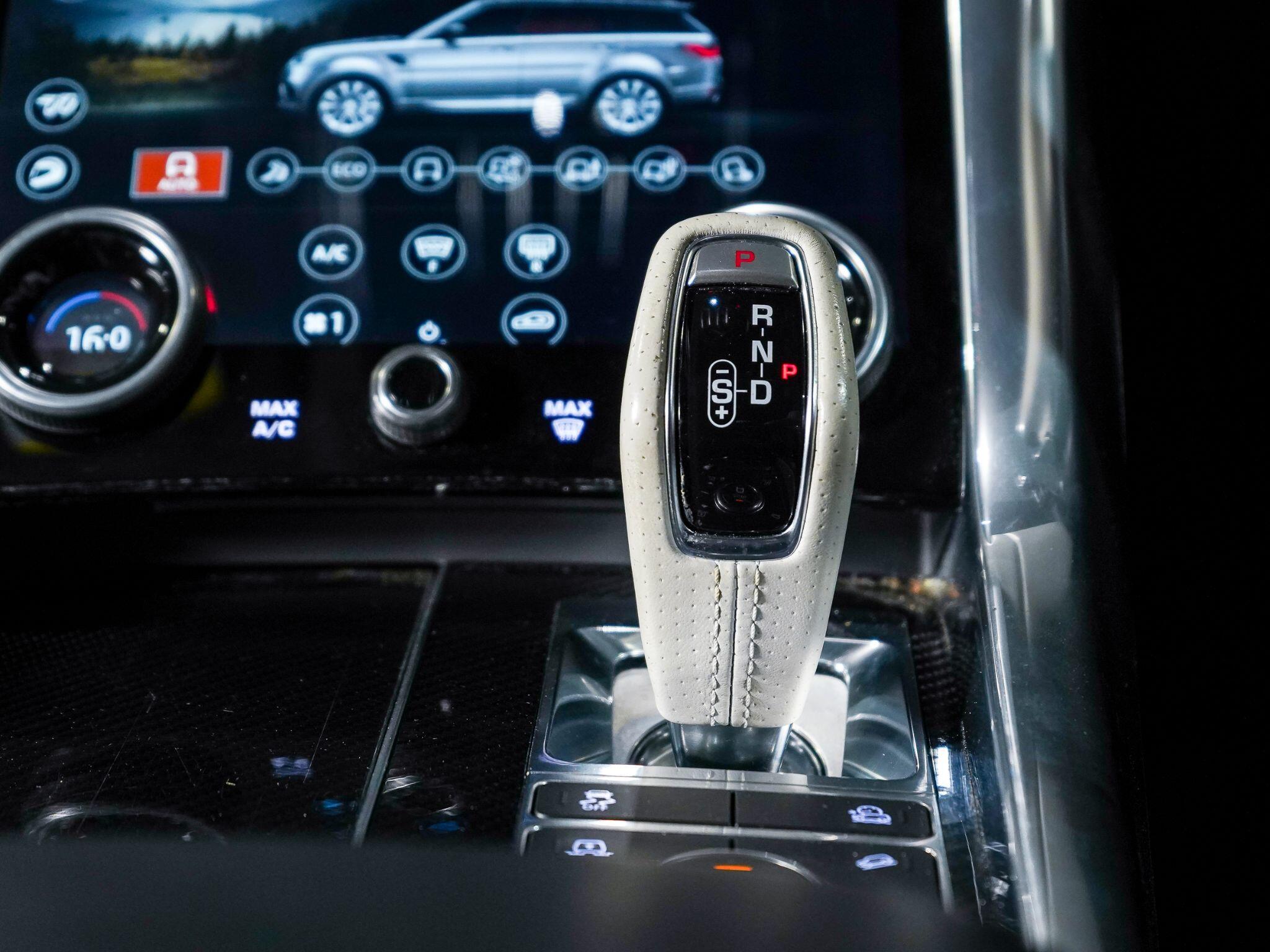 Land Rover Range Rover Sport view 24