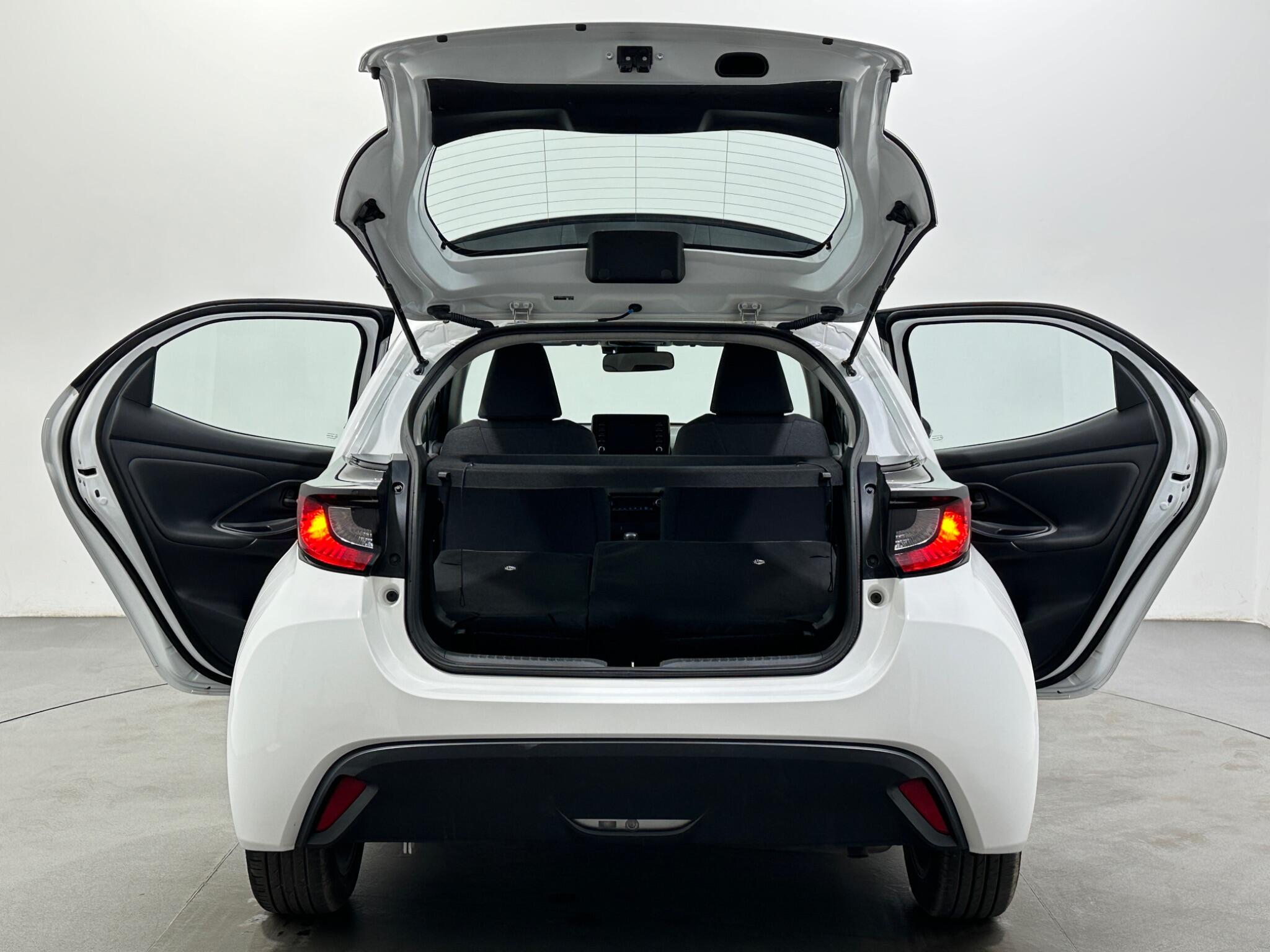 Toyota Yaris view 42