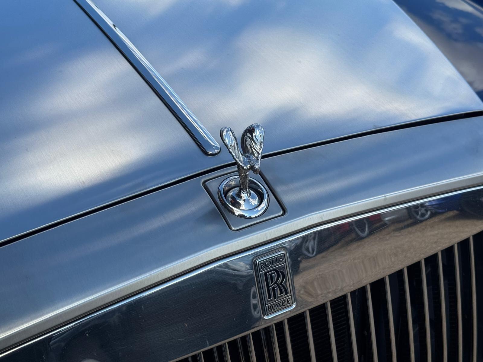 Rolls-Royce Phantom view 24