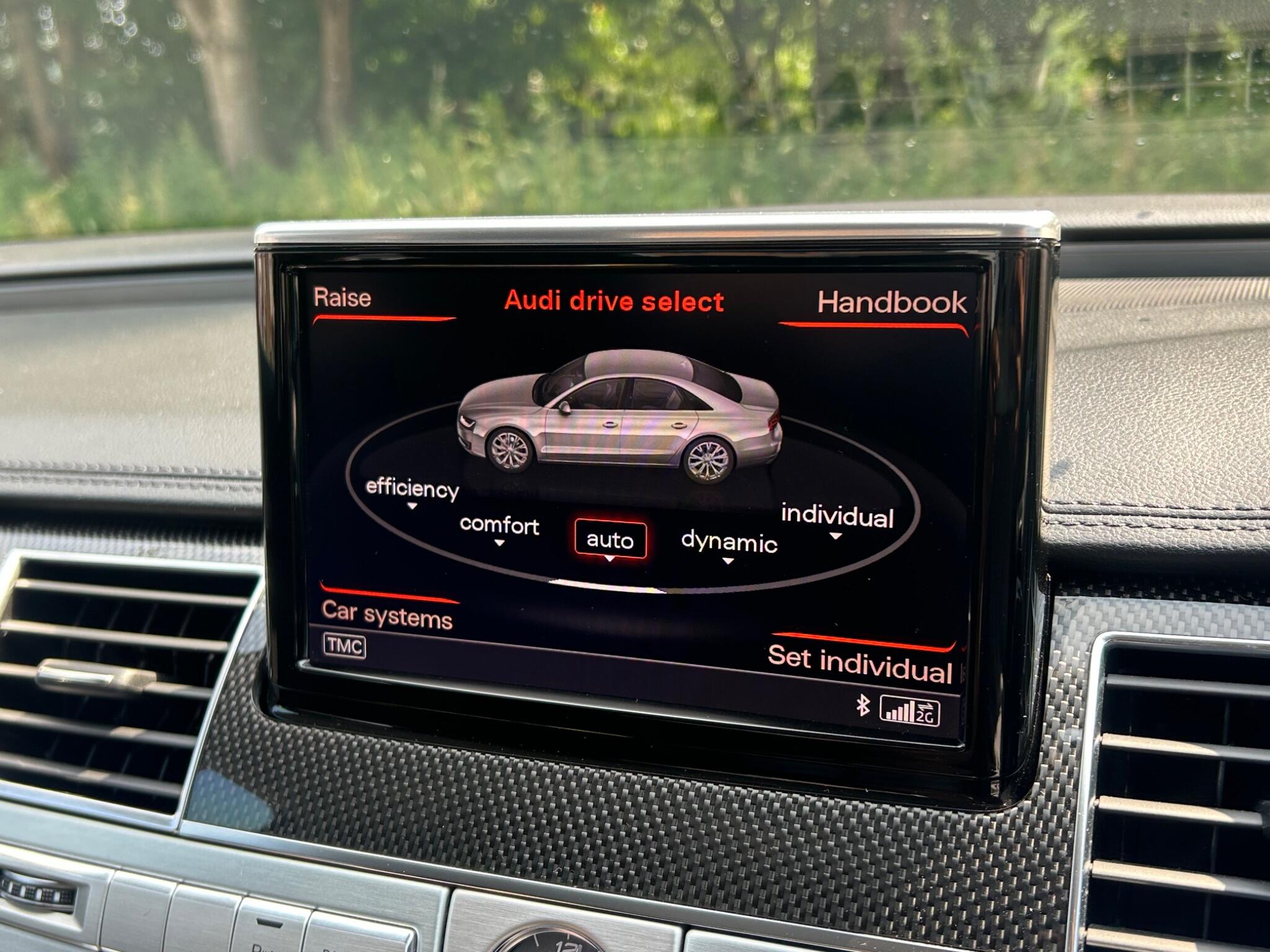 Audi S8 view 59