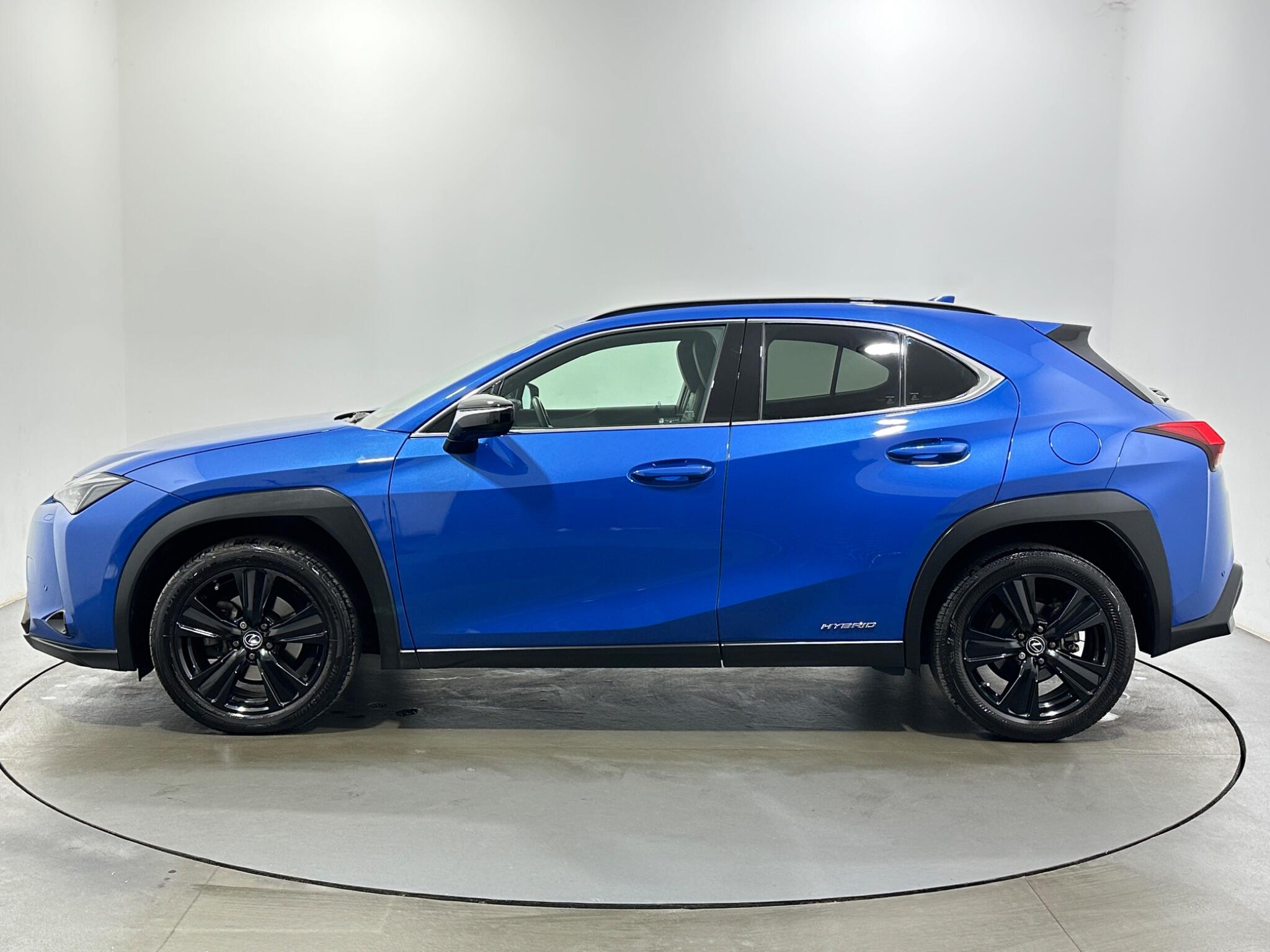 Lexus UX view 5