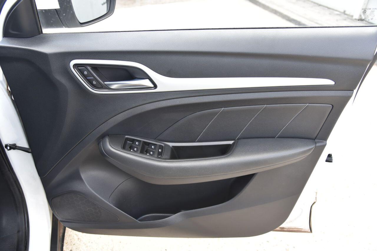 MG MG ZS view 56