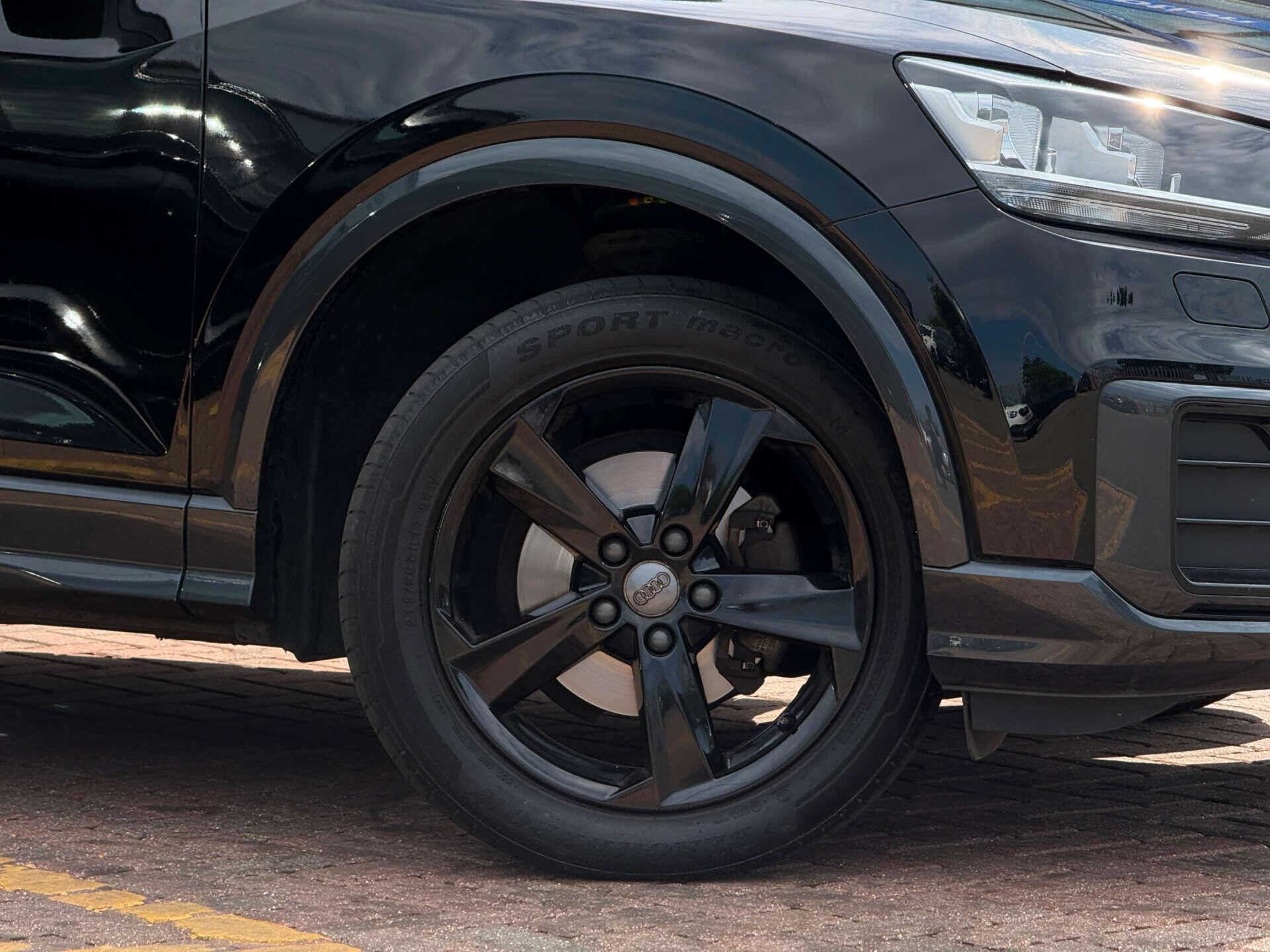 Audi Q2 view 15