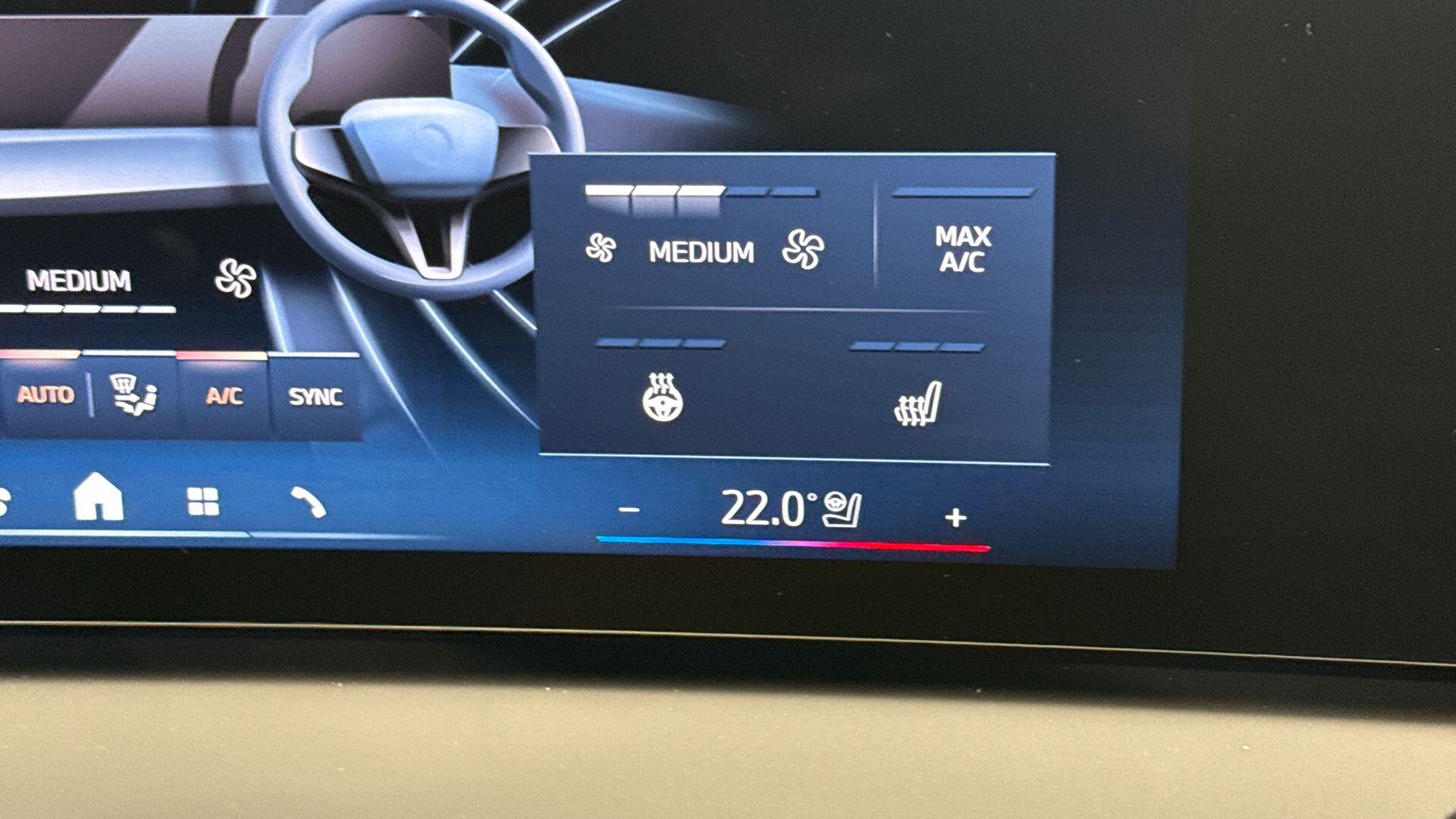 BMW X3 view 25