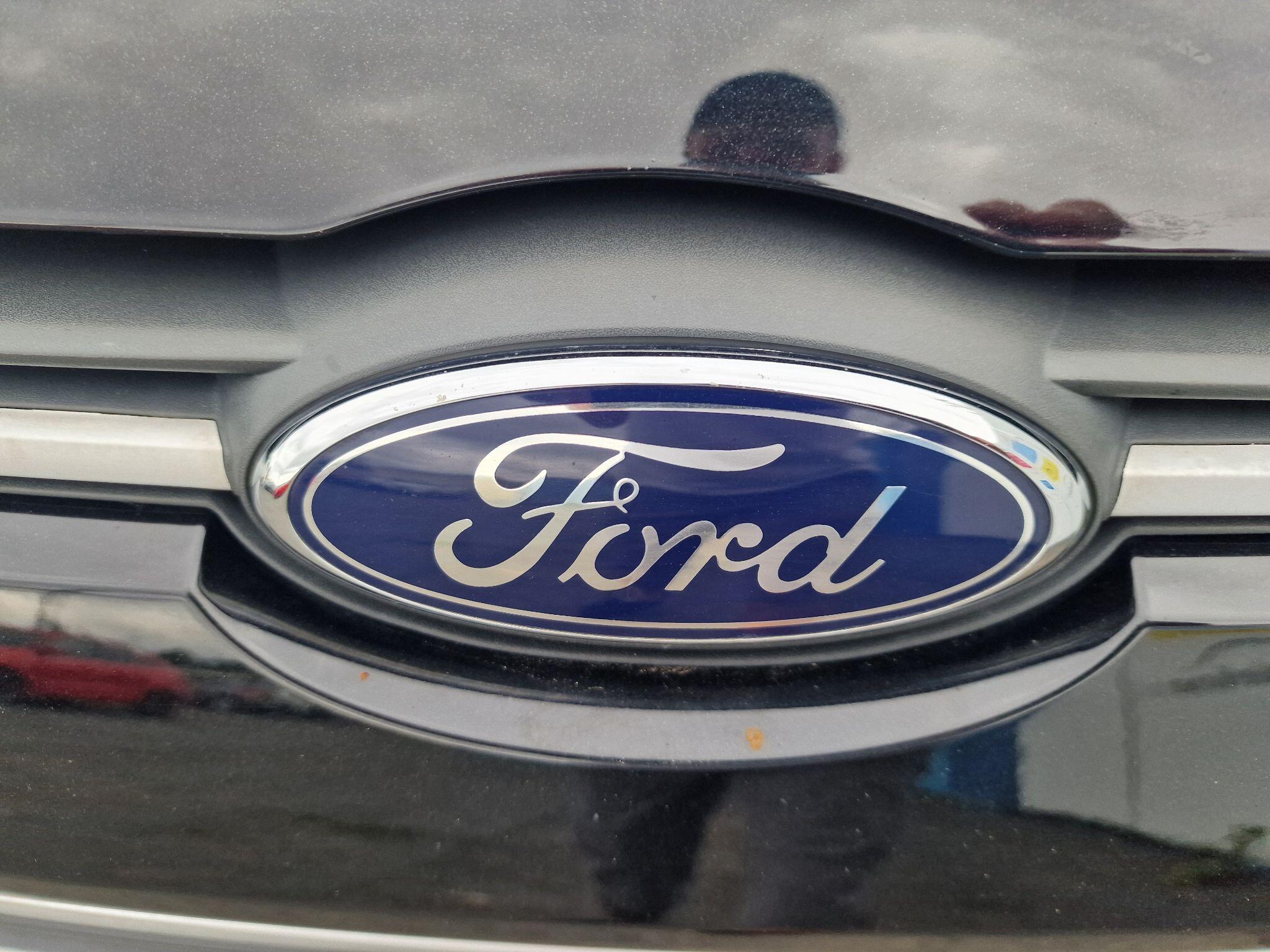 Ford Ecosport view 61