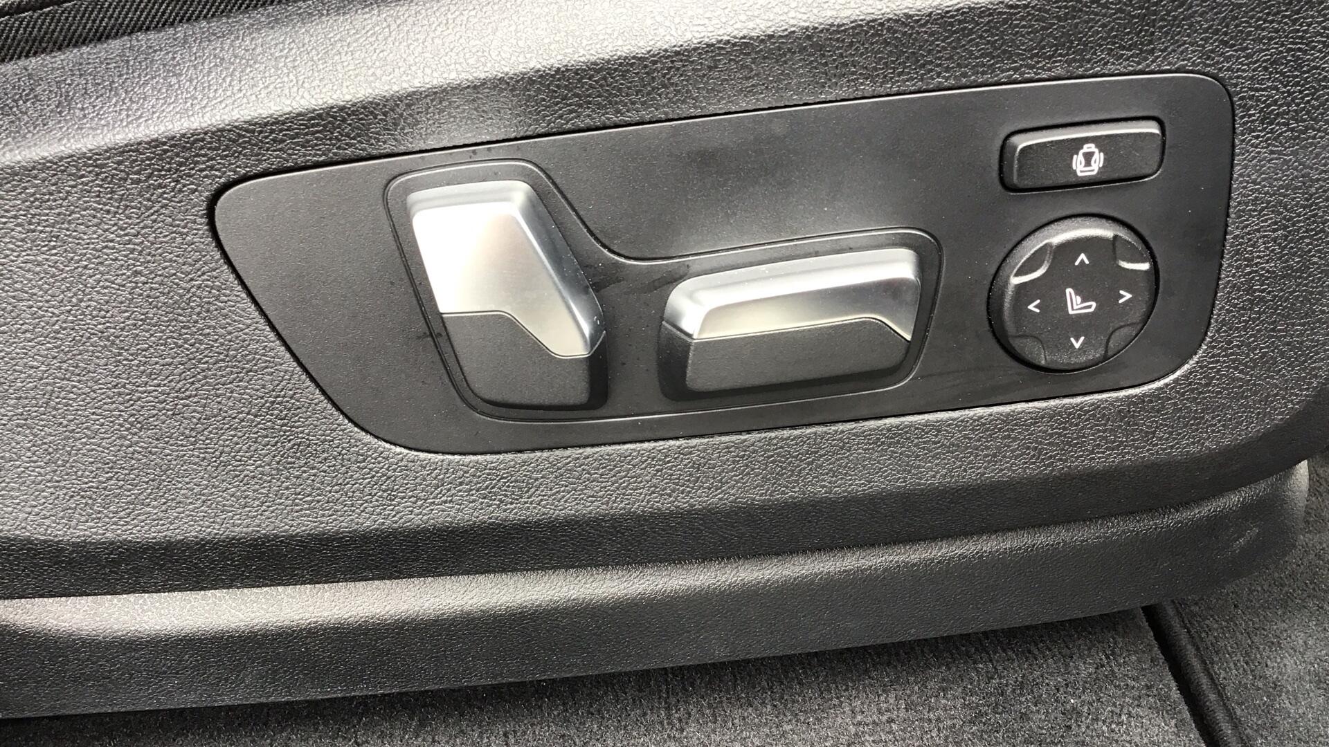 BMW X5 view 30