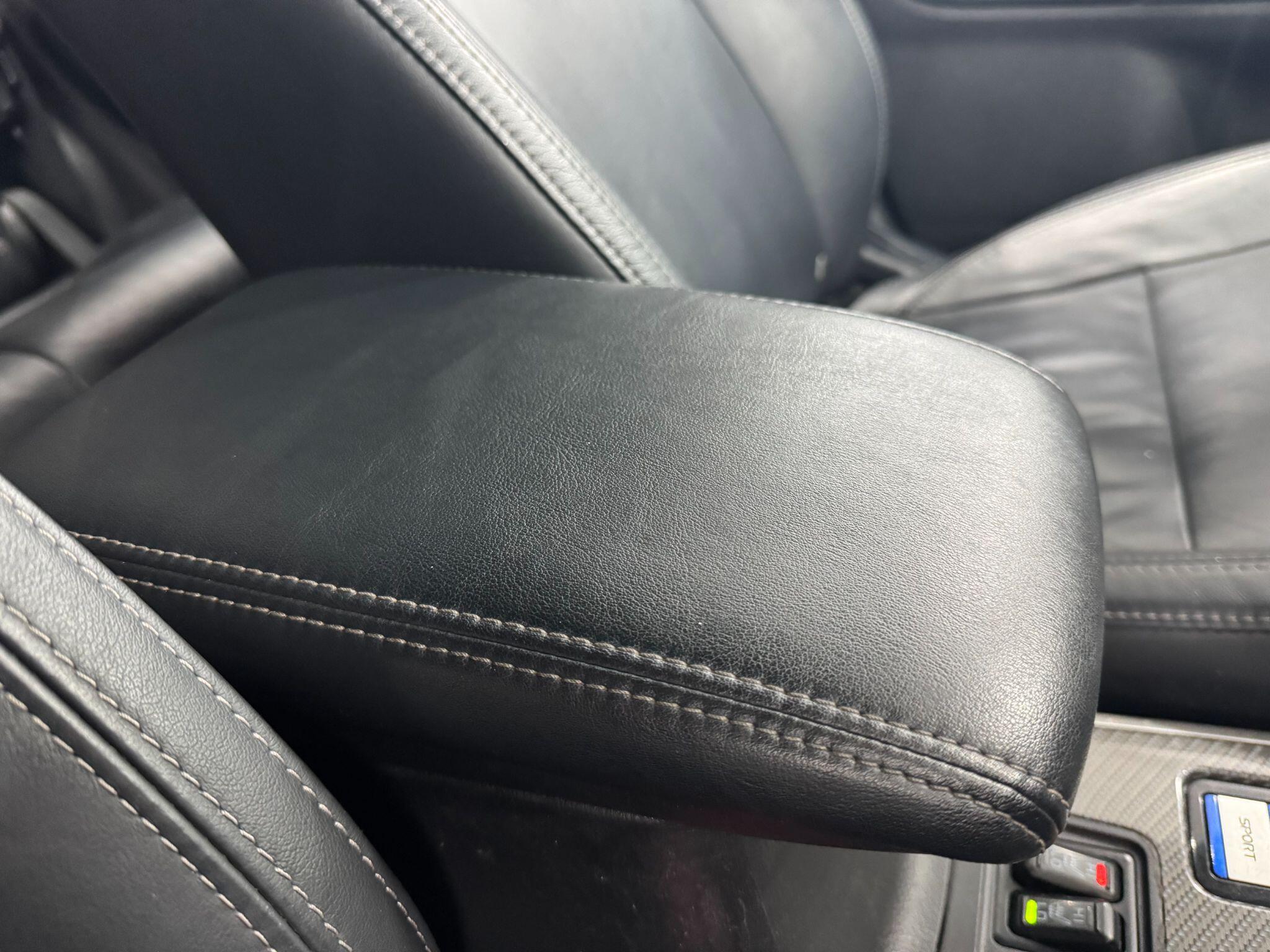 Mitsubishi Outlander view 24