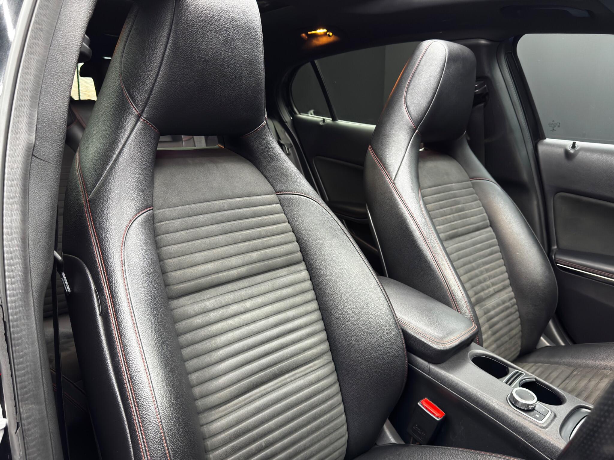 Mercedes-Benz GLA view 12
