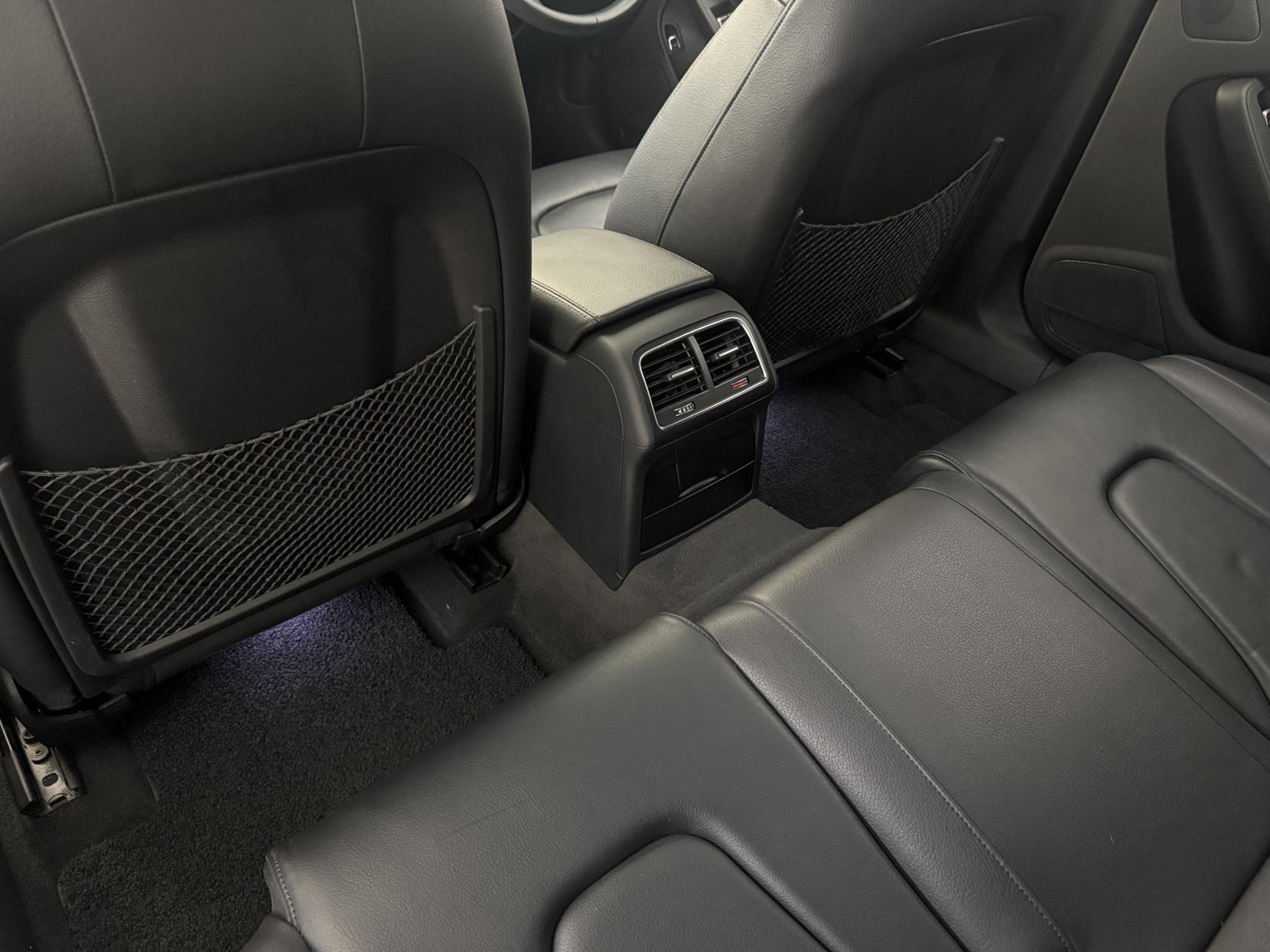 Audi A4 Avant view 64