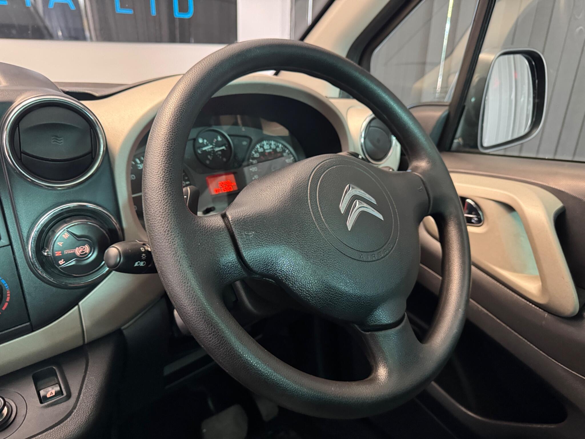 2014 Citroen Berlingo 1.6 e-HDi Airdream XTR Multispace MPV ETG6 Euro 5 (s/s) 5dr • 41,000 miles image 35