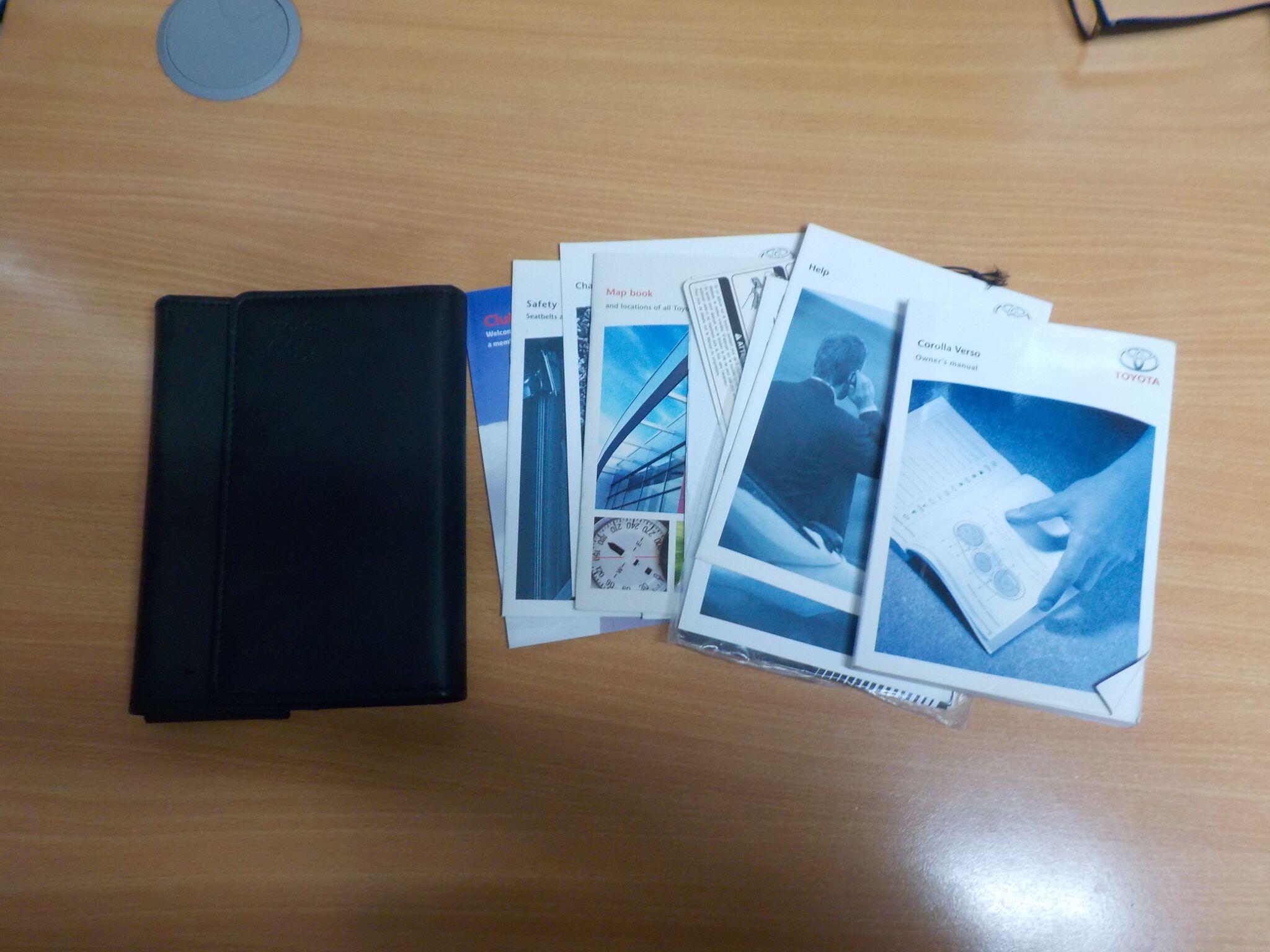 Toyota Corolla Verso 2.2 D-4D SR 5dr