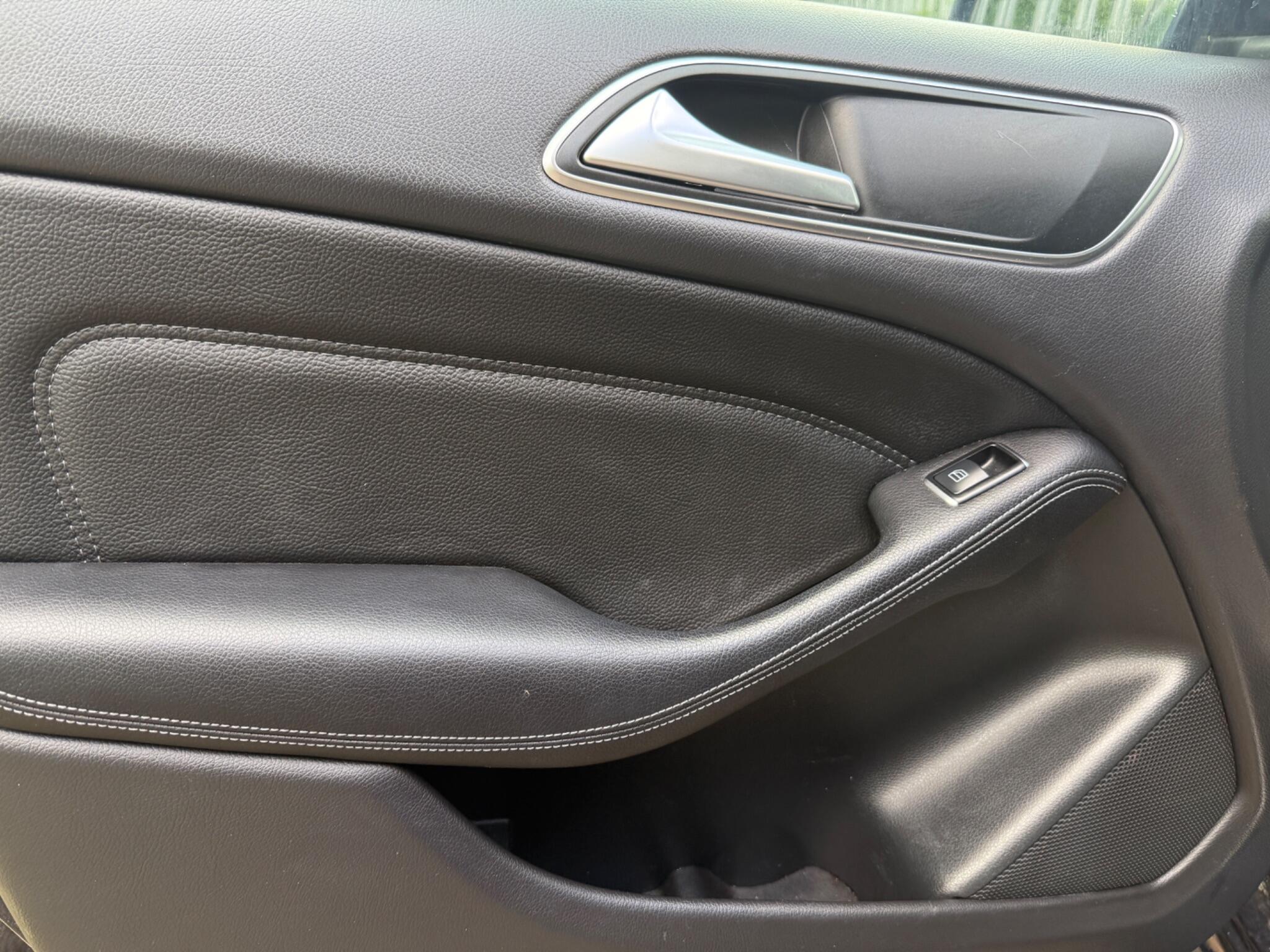 2018 Mercedes-Benz B Class image 37