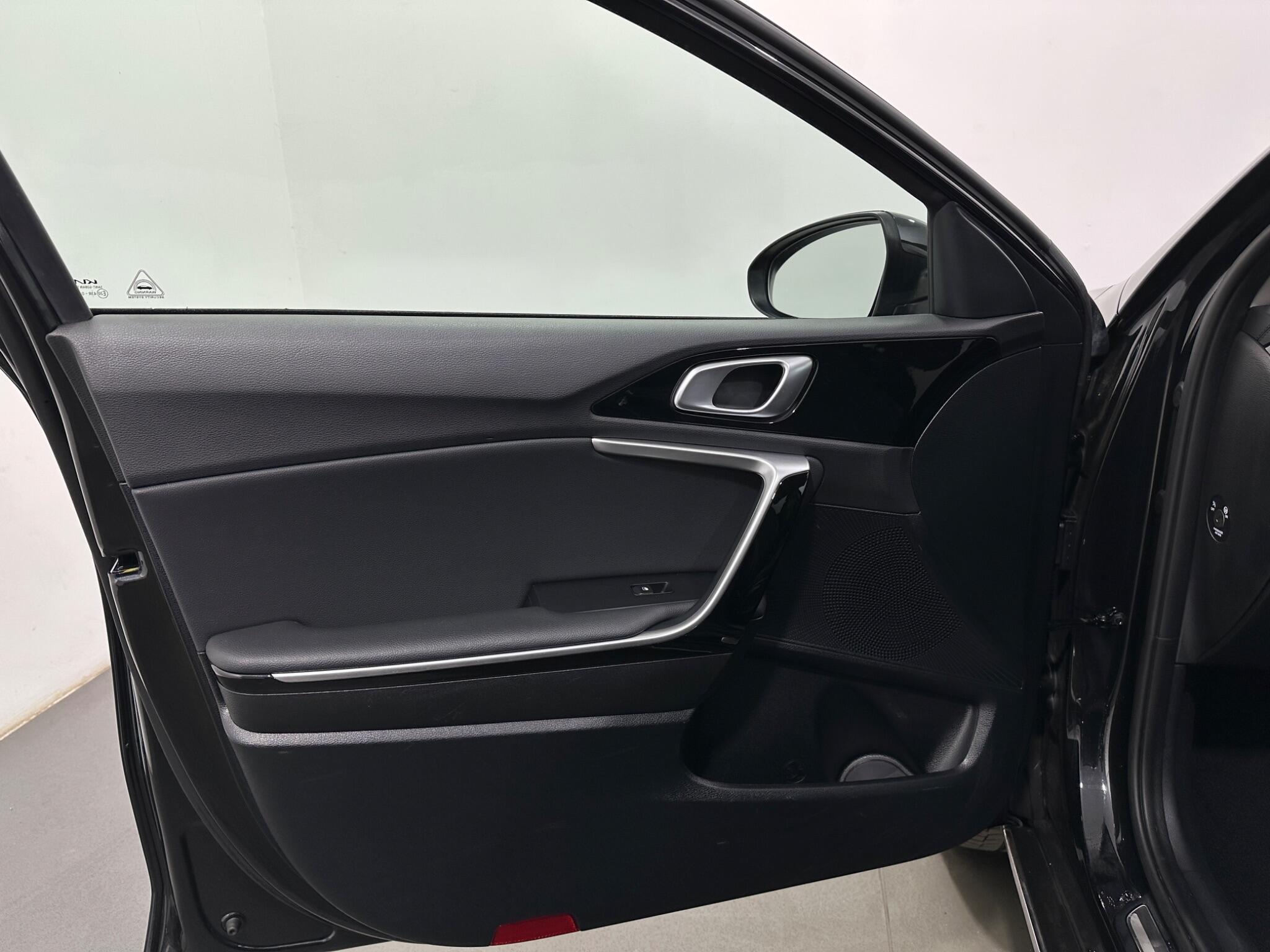 Kia Xceed view 37