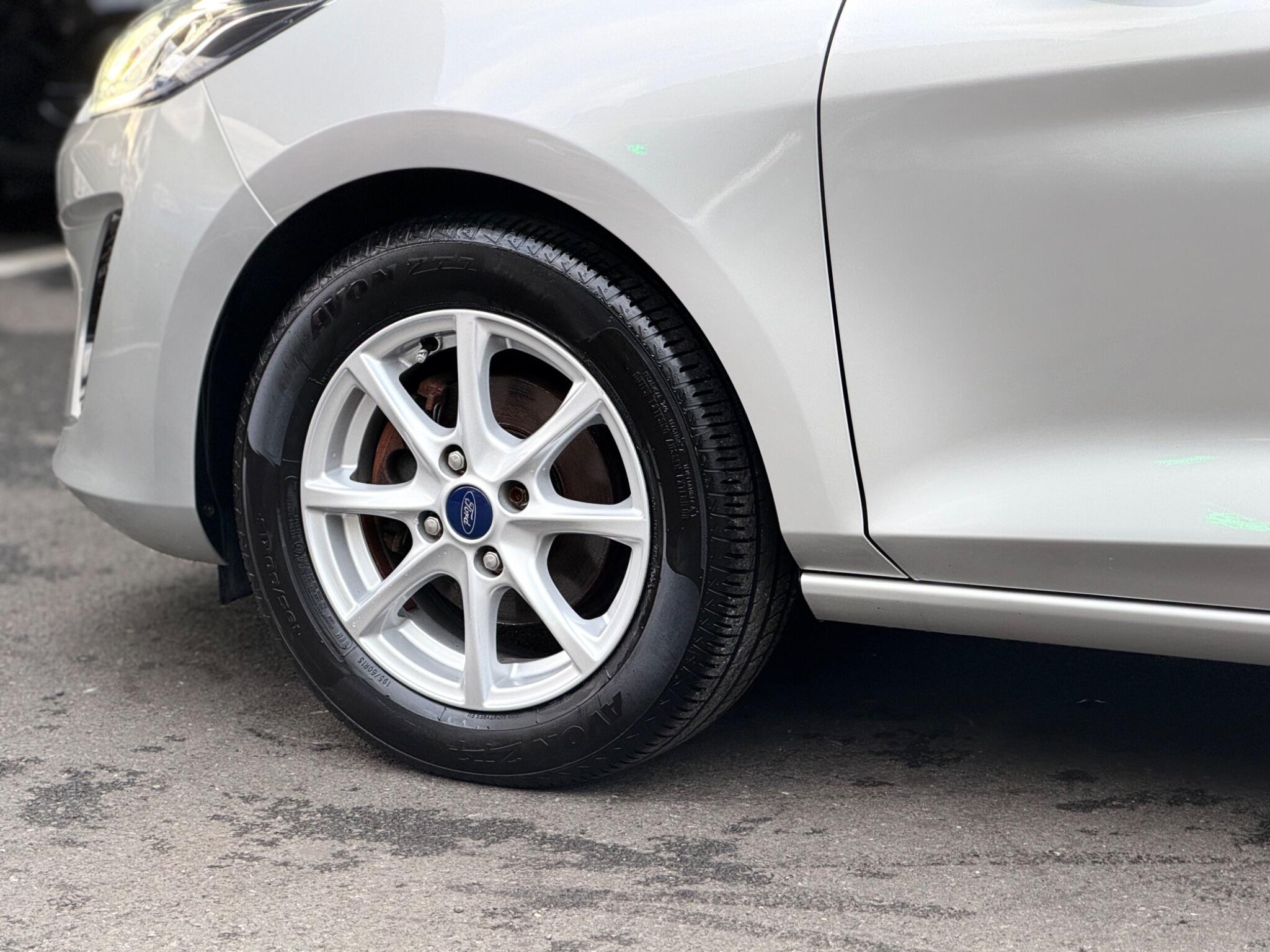 Ford Fiesta view 38