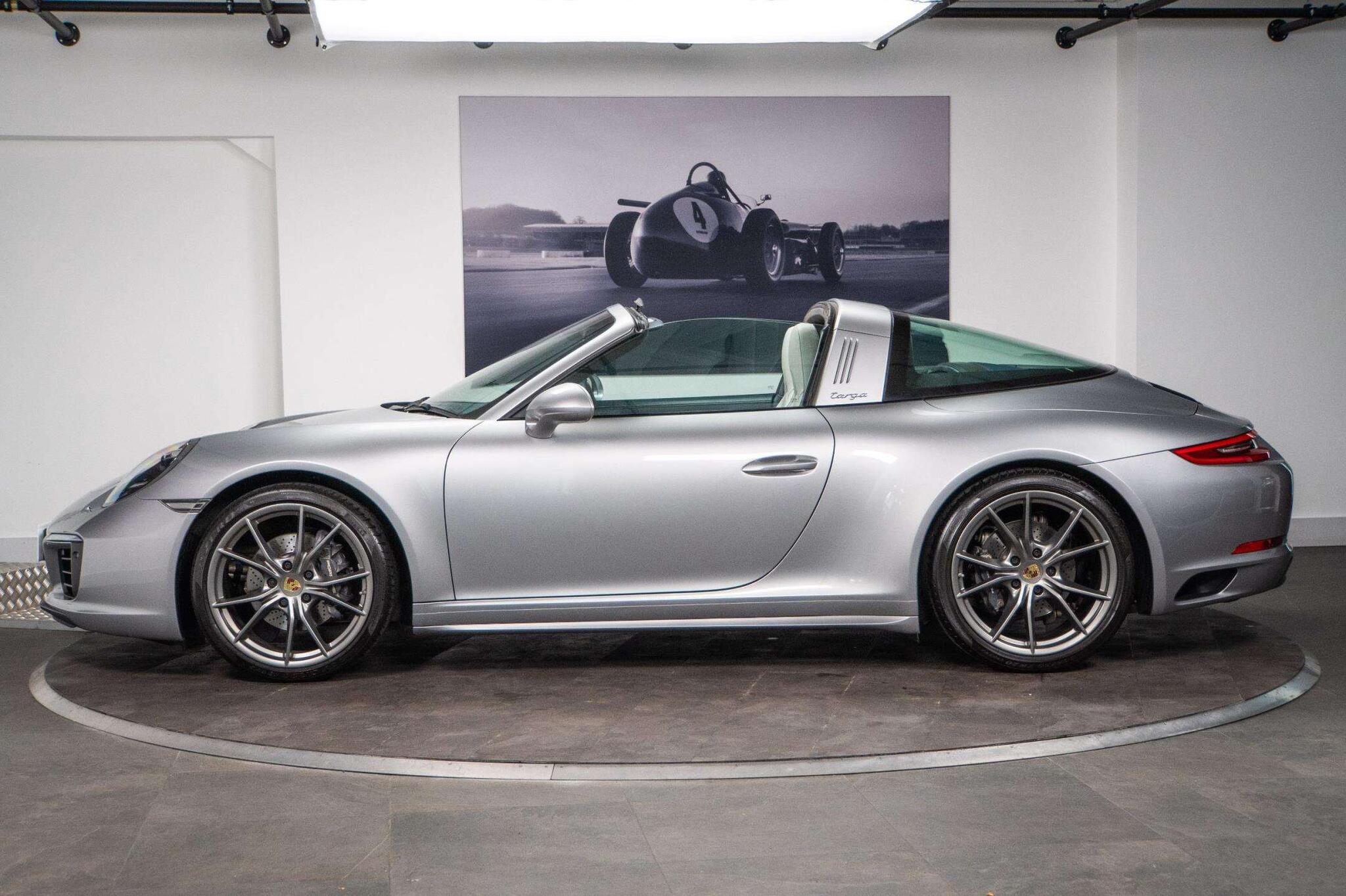 Porsche Targa view 16