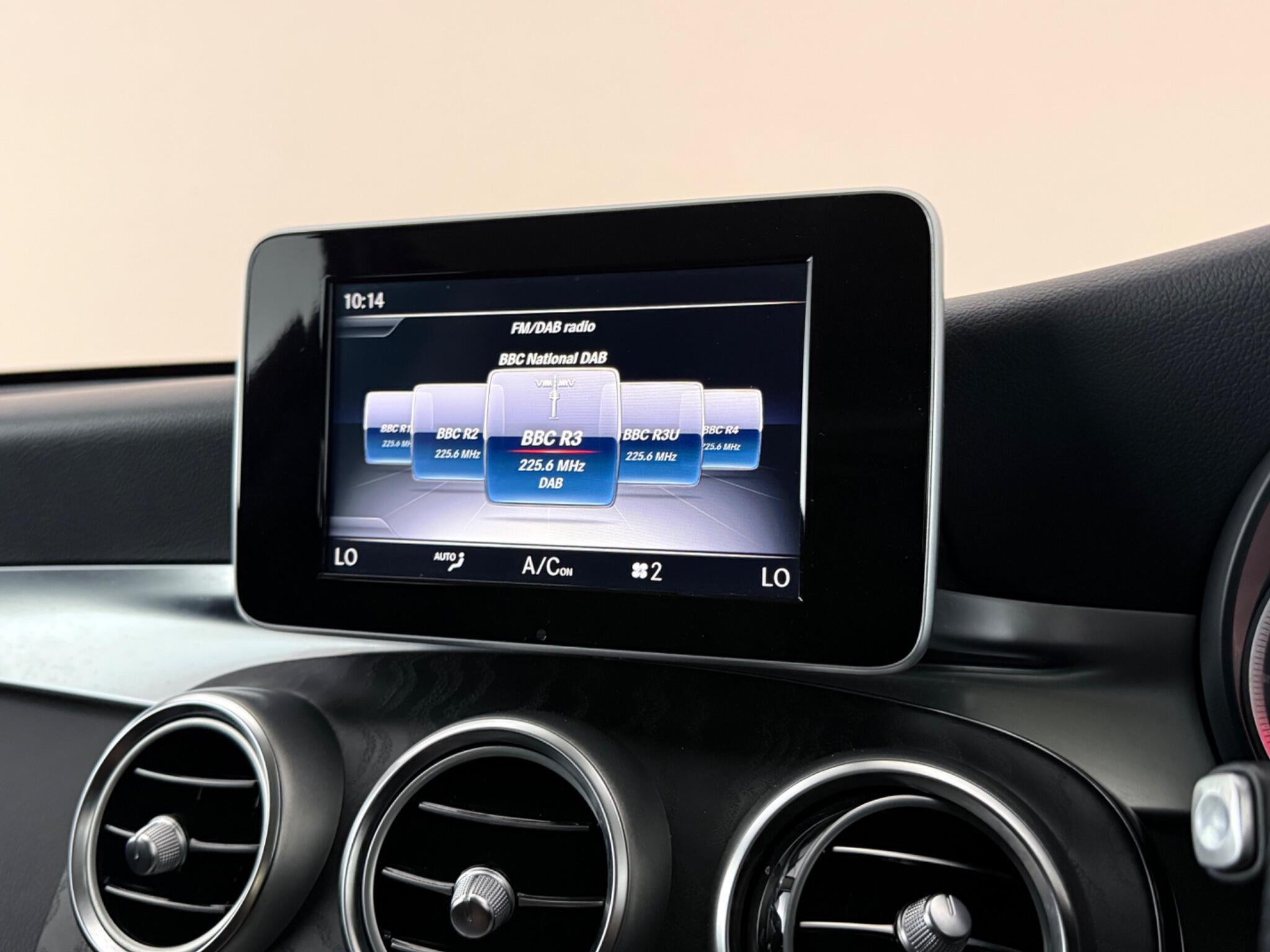 Mercedes-Benz GLC view 25