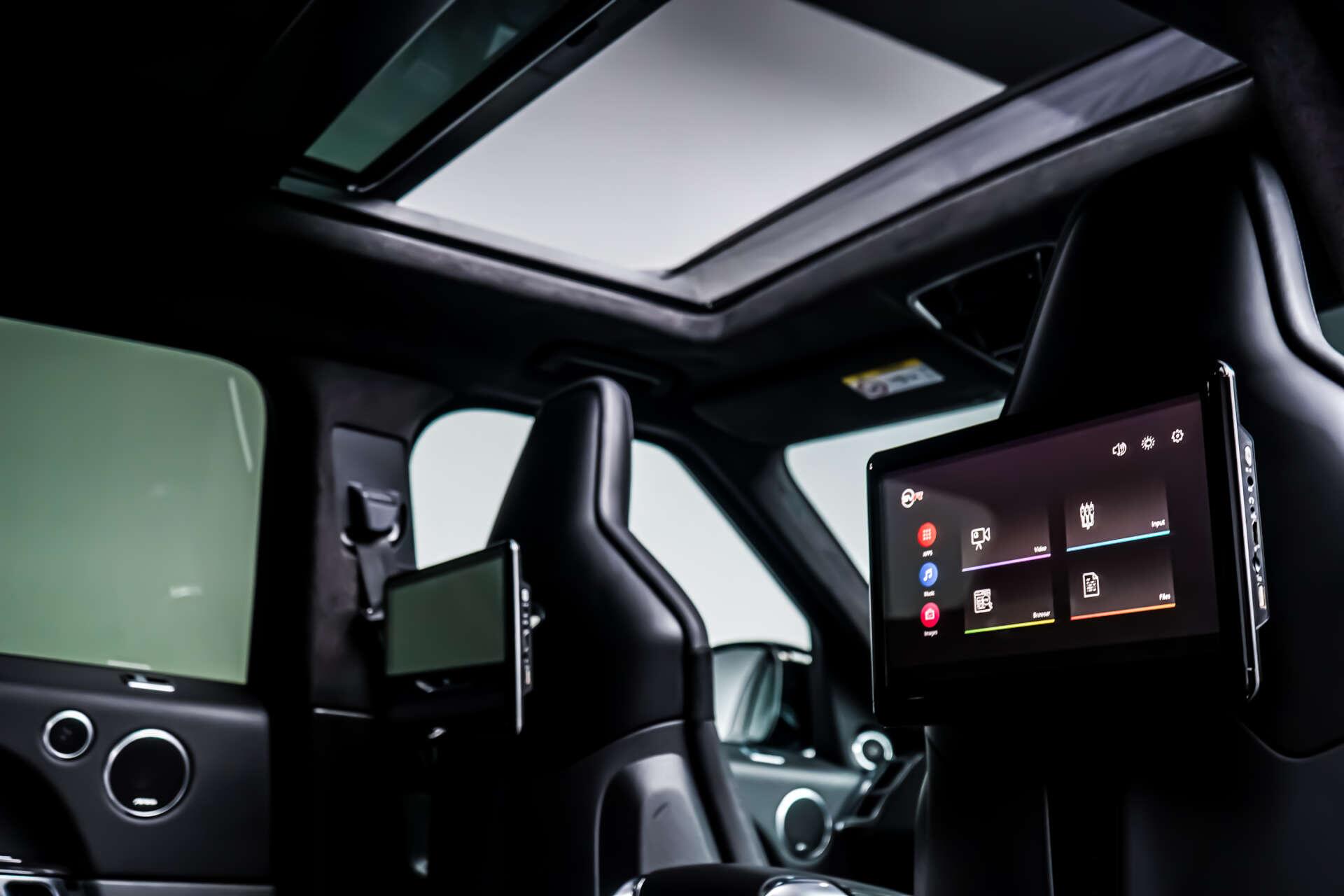 Land Rover Range Rover Sport view 3
