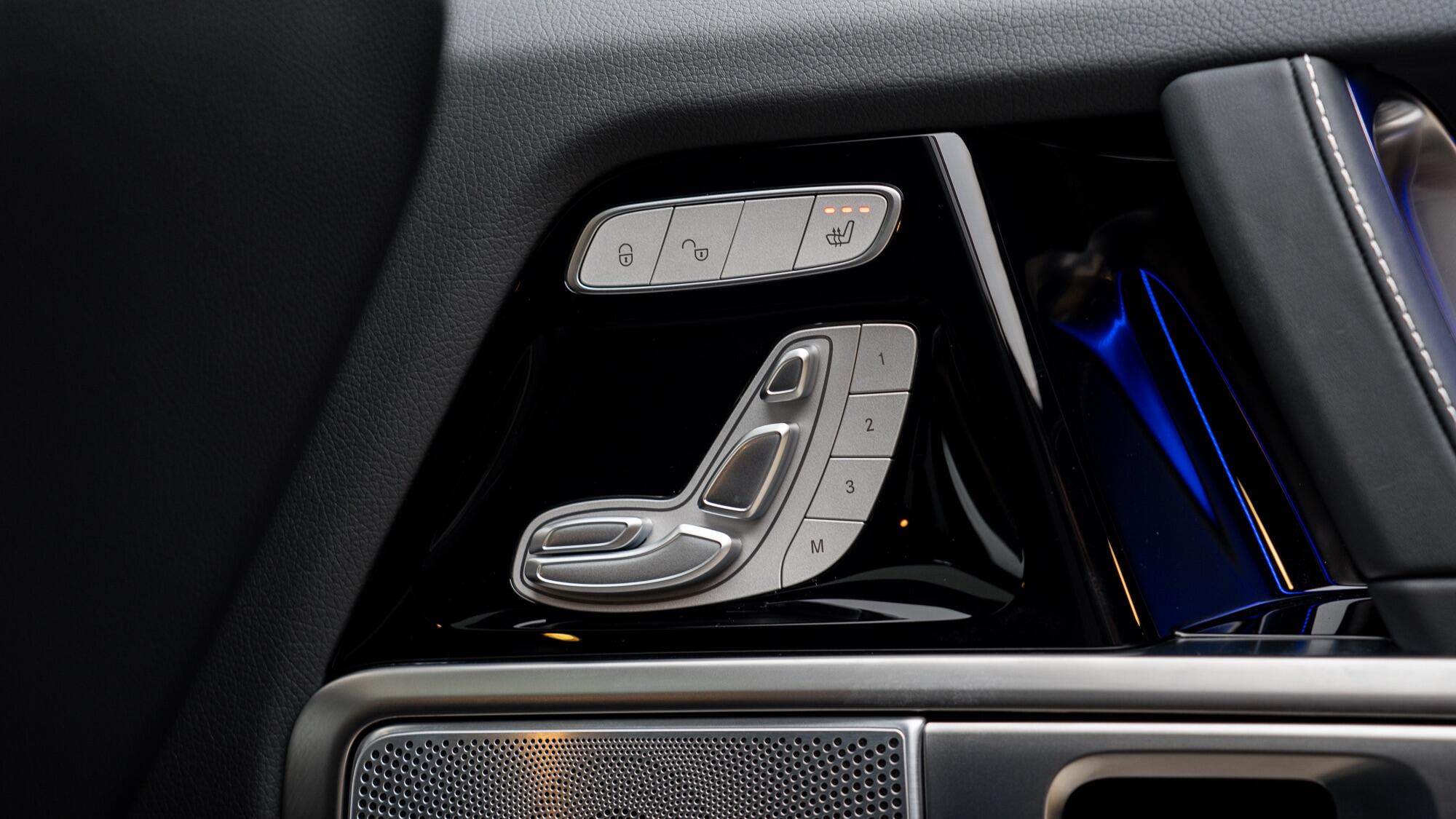 Mercedes-Benz G-Class view 14