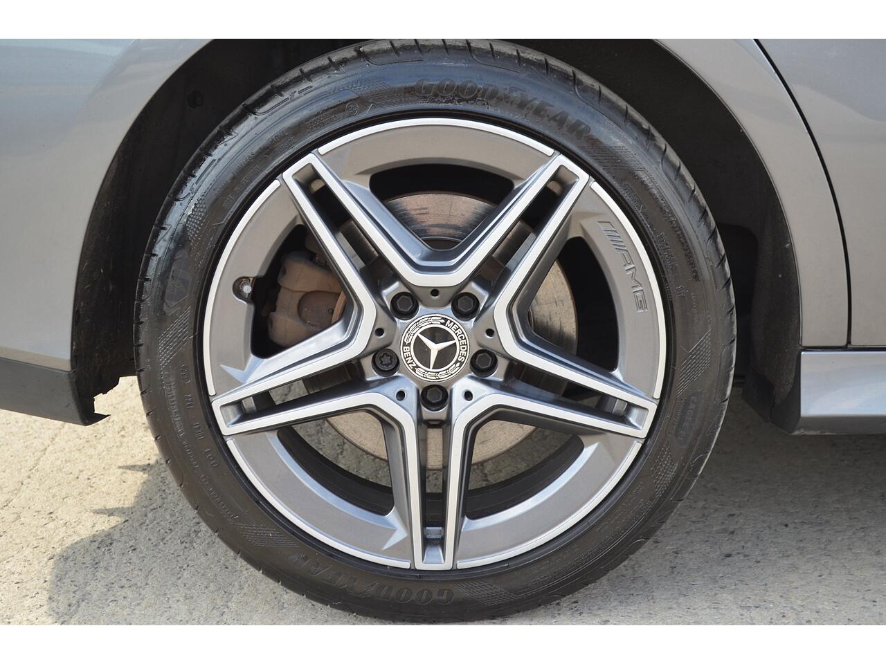 Mercedes-Benz Cla view 20