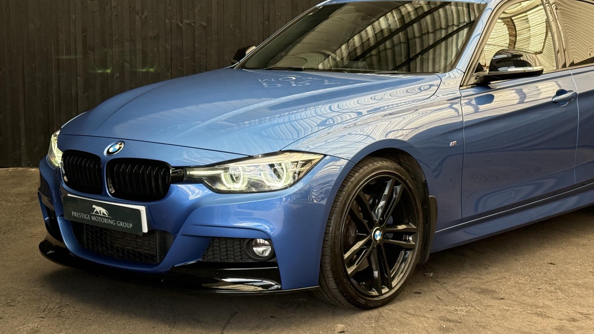 BMW 3 Series view 9