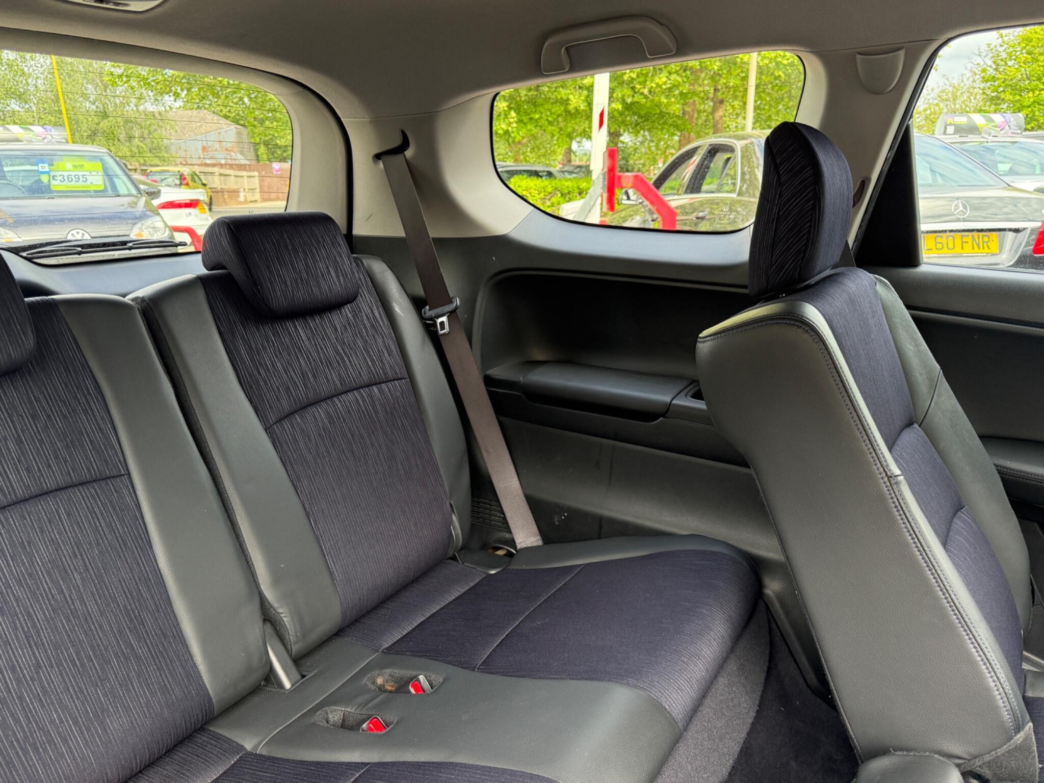 Honda Odyssey - Image 47