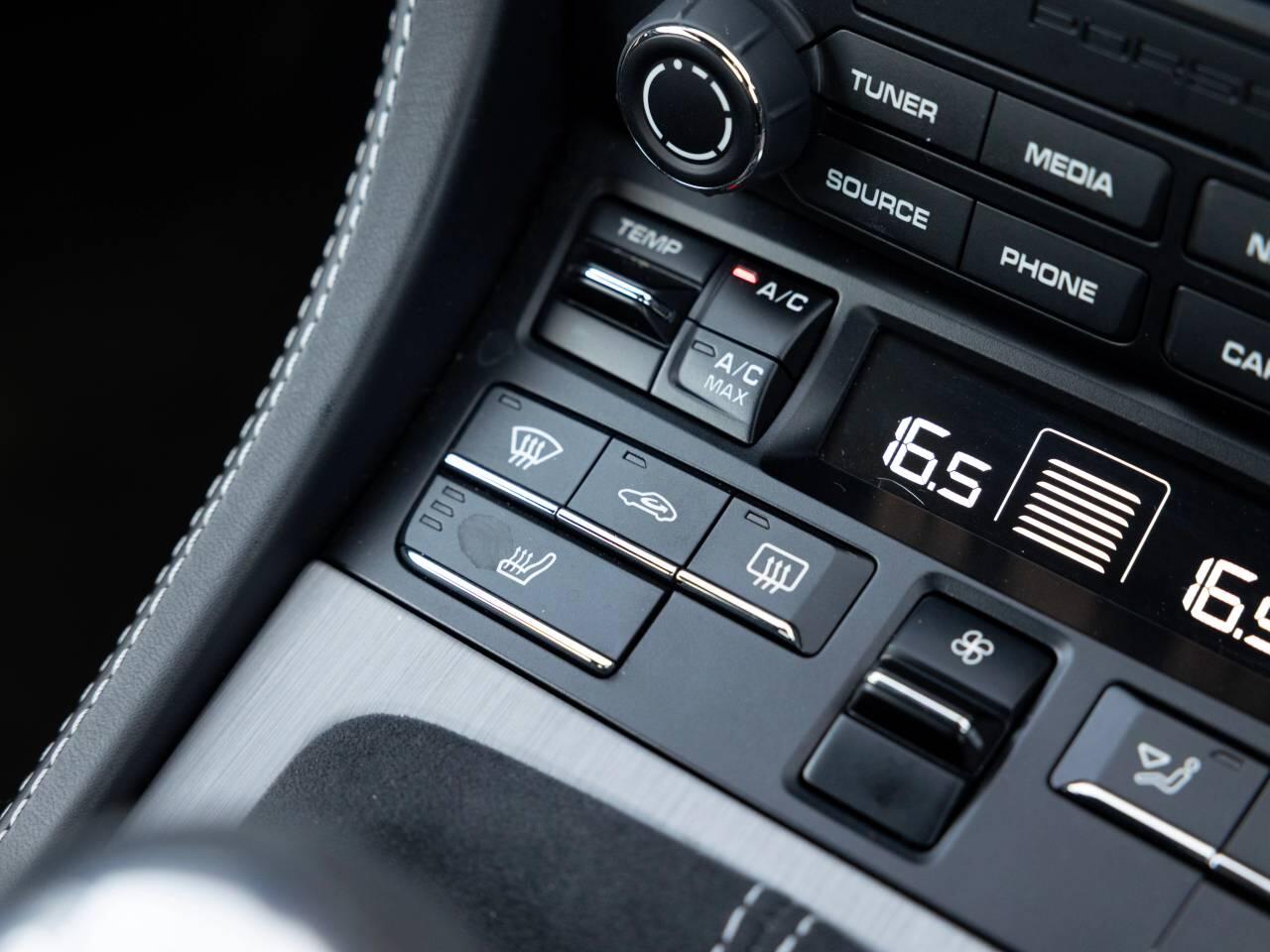 Porsche Cayman view 59