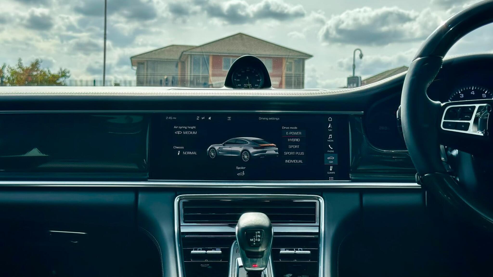 Porsche Panamera view 30
