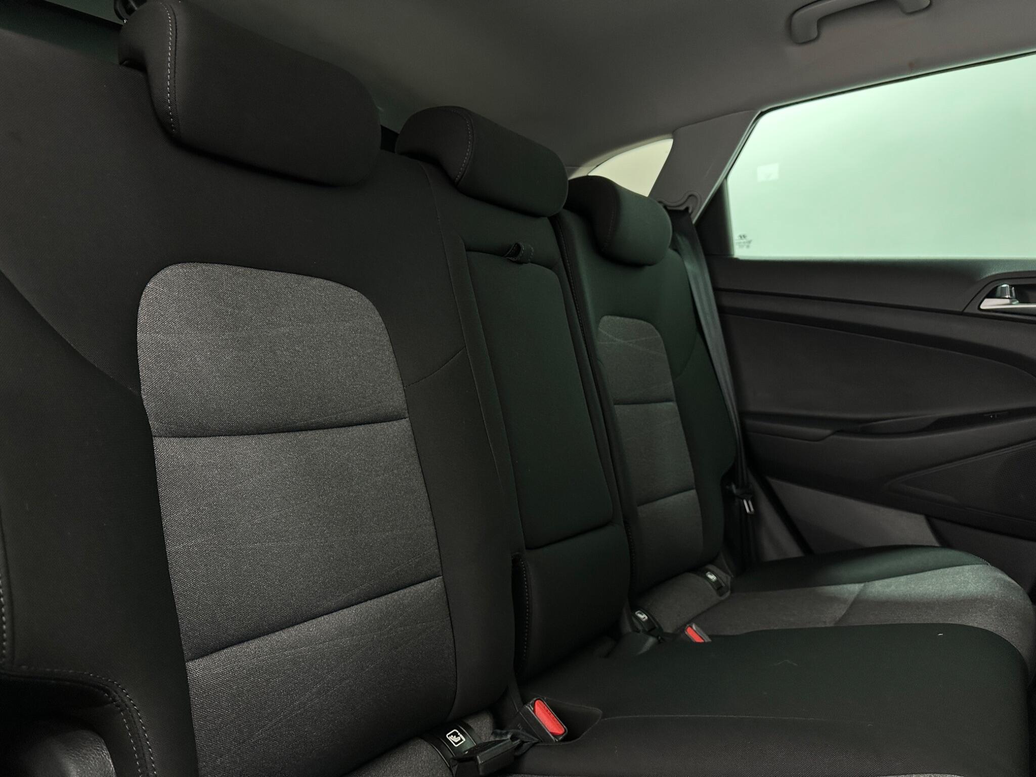 Hyundai Tucson view 42