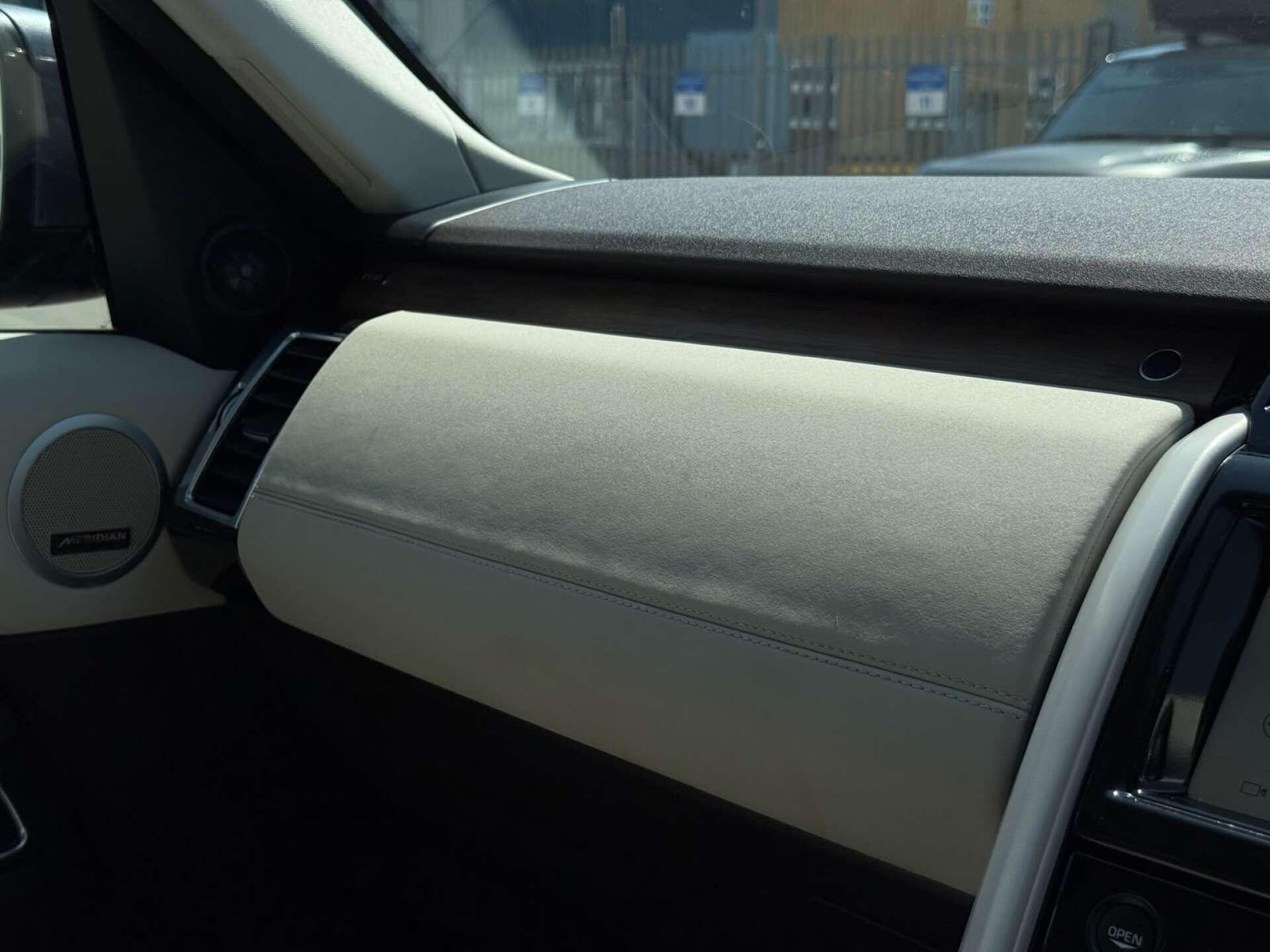 Land Rover Discovery 3 view 56