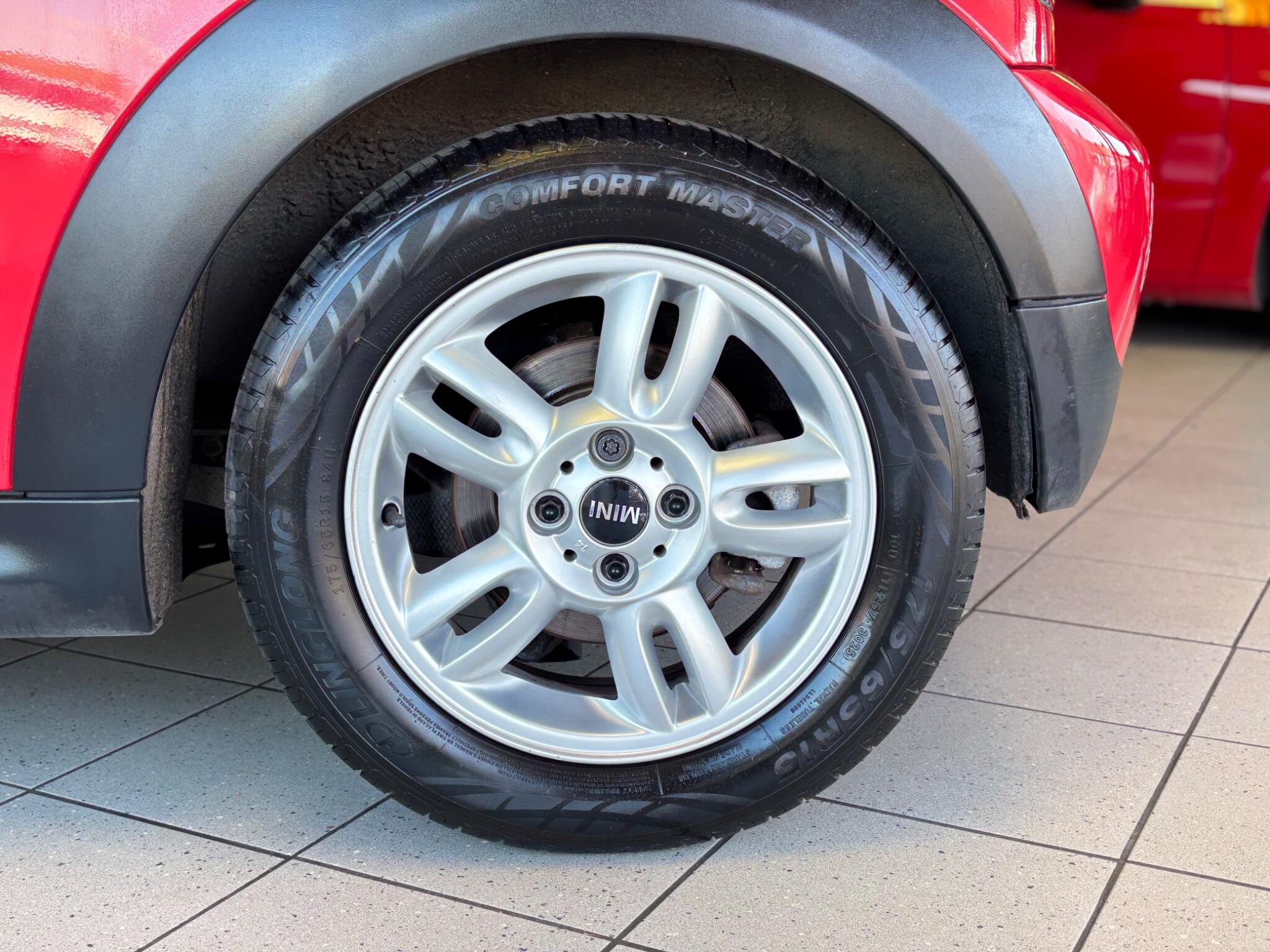 Mini Coupe view 15
