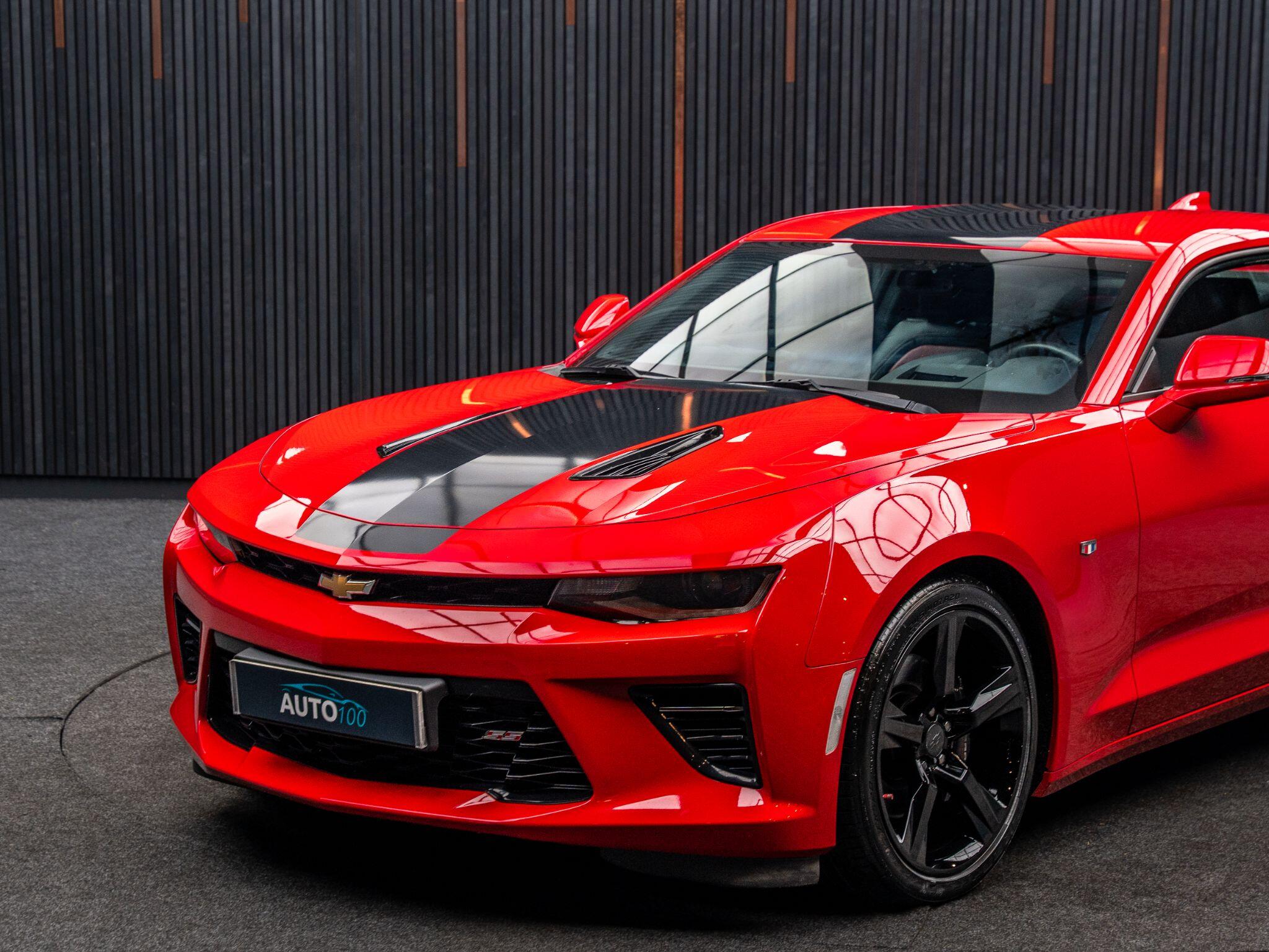 Chevrolet Camaro view 5
