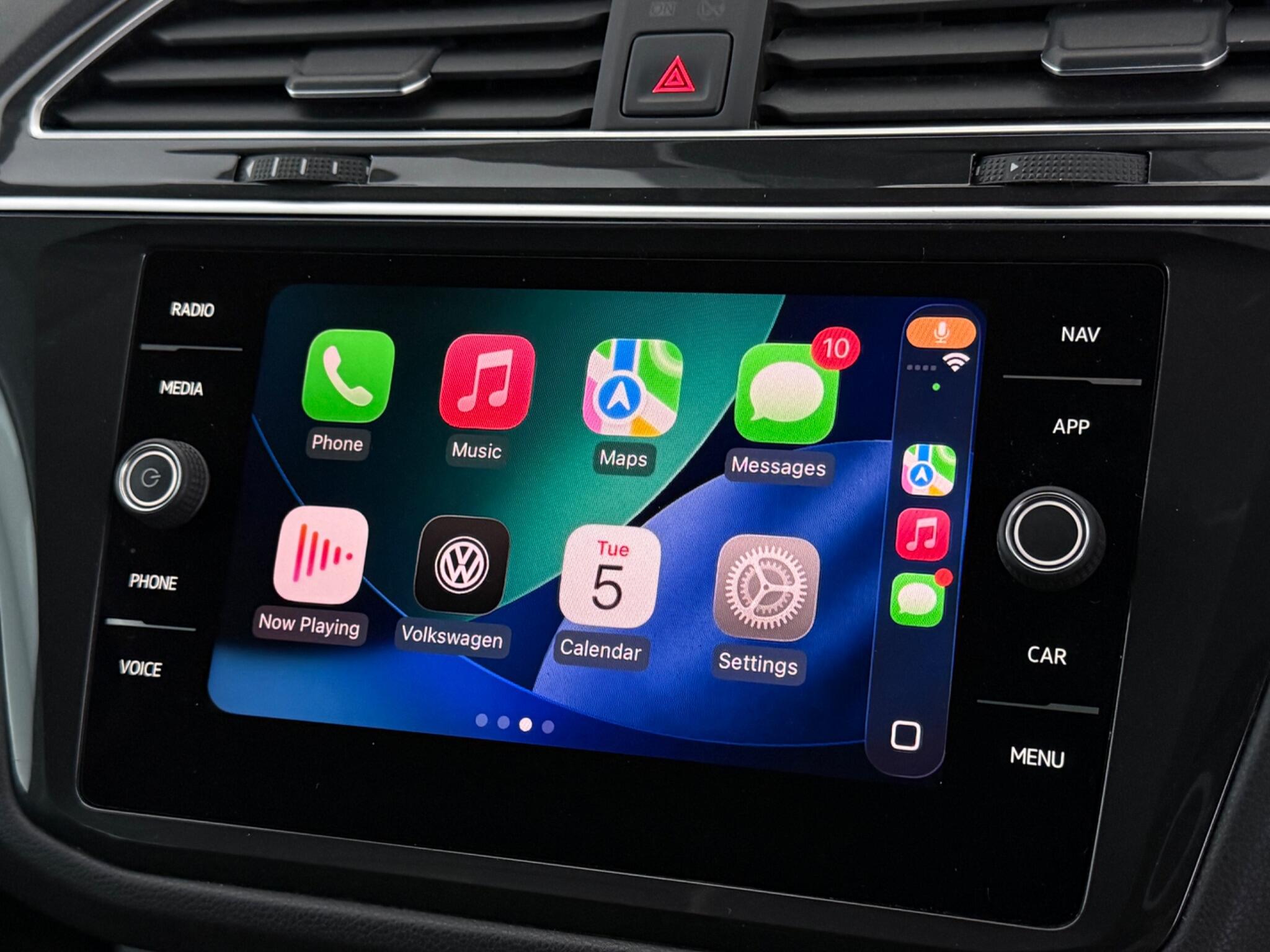 Volkswagen Tiguan view 28