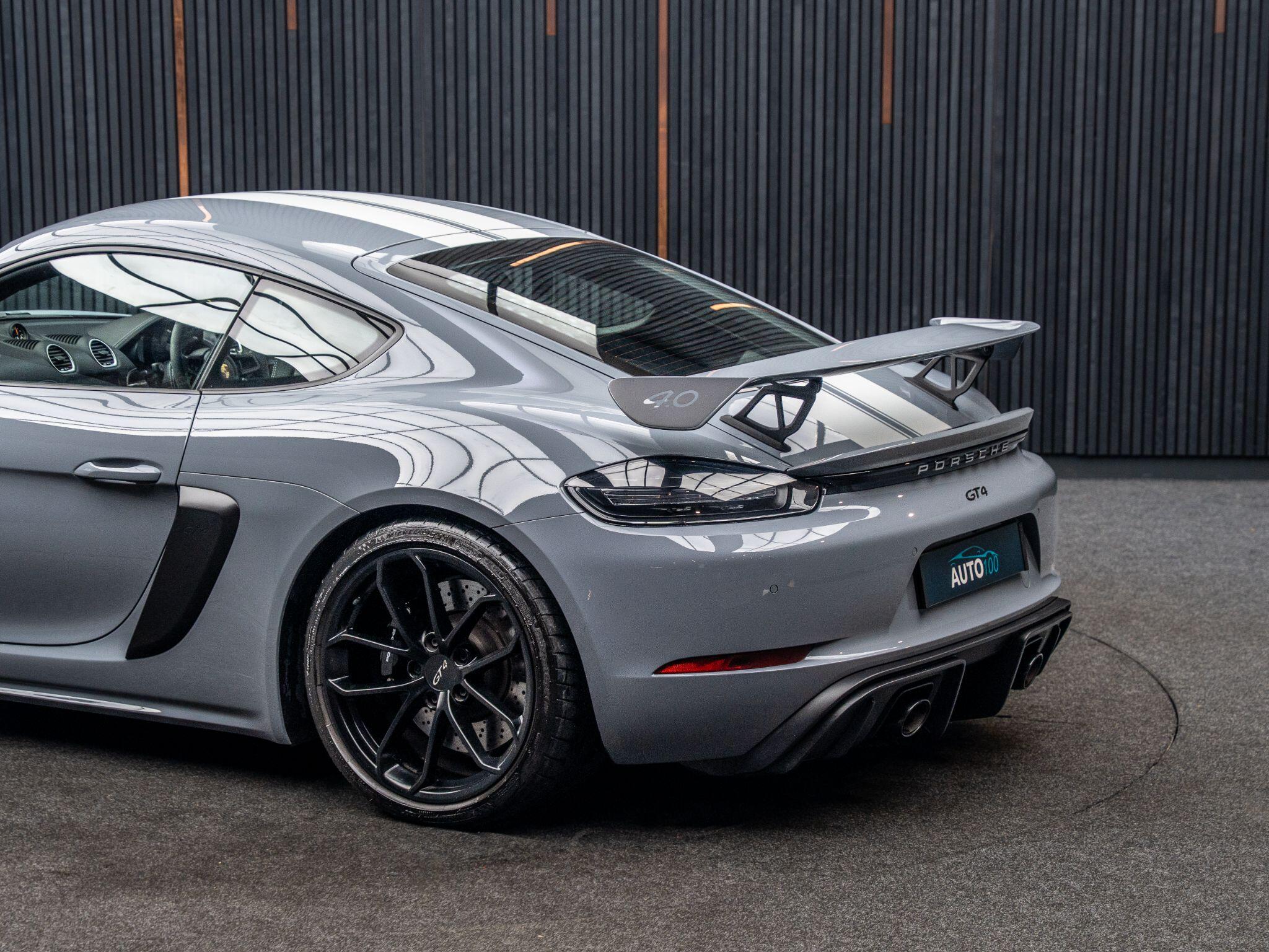 Porsche Cayman view 19