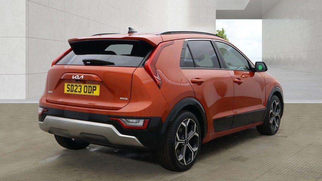 Kia Niro view 4