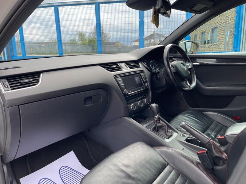 2015 Skoda Octavia image 9