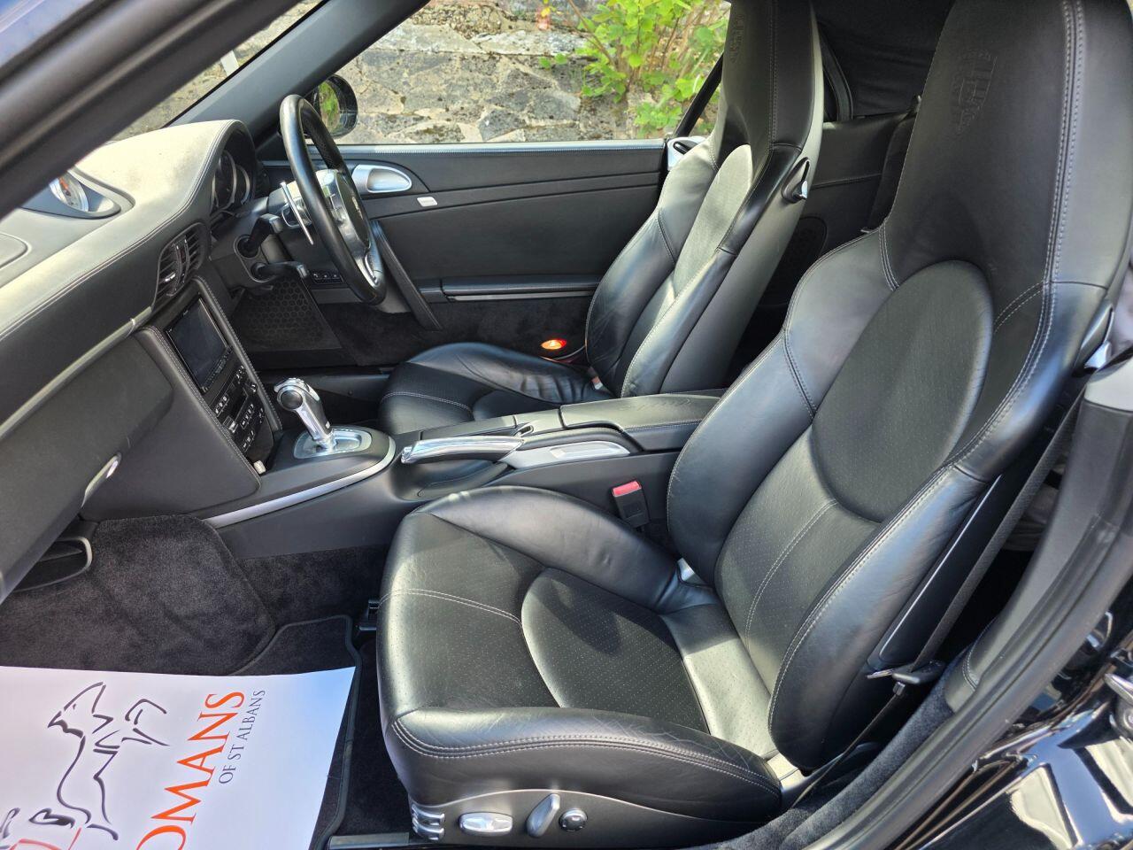 Porsche 911 view 37