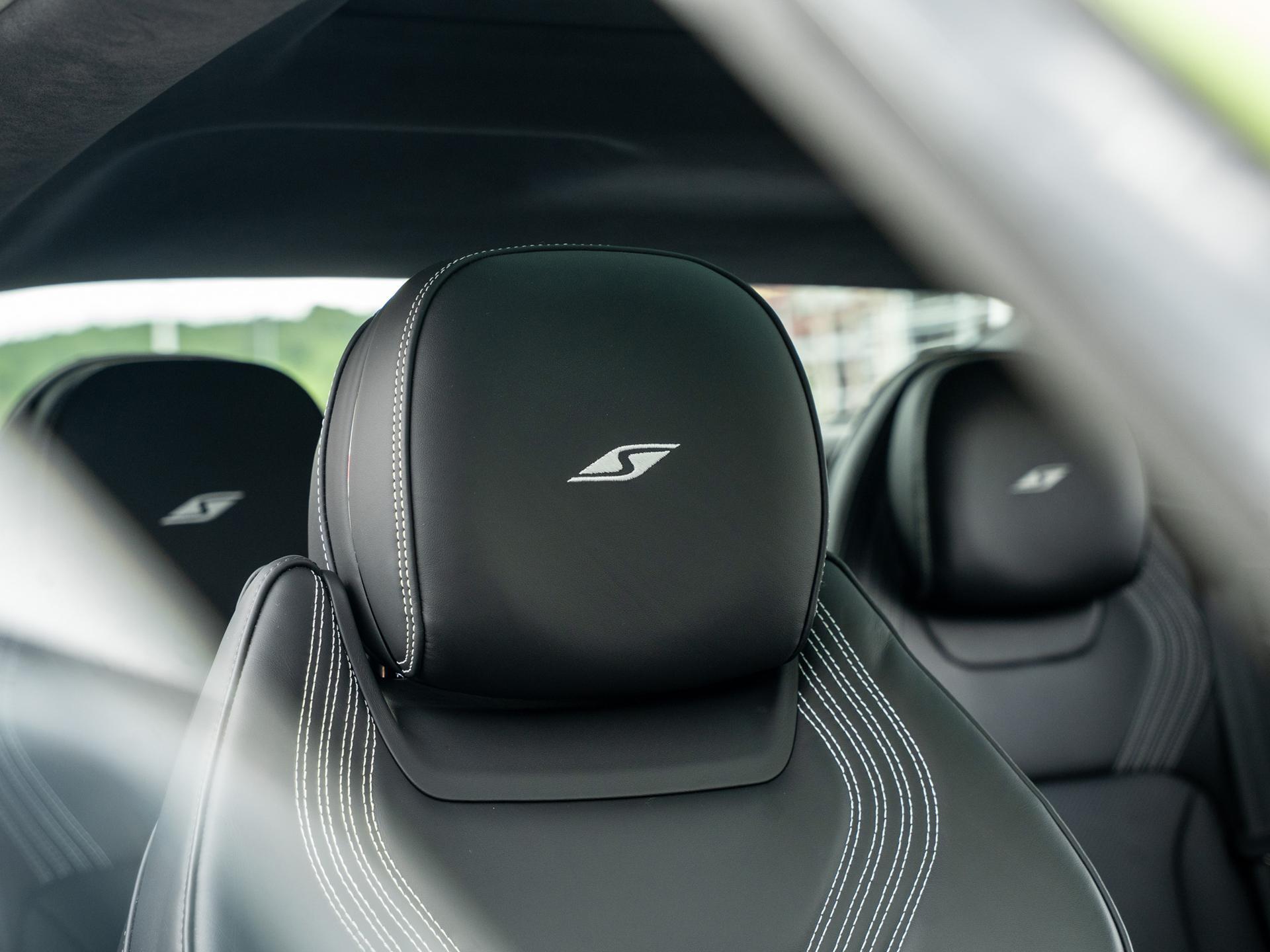 Bentley Continental view 24