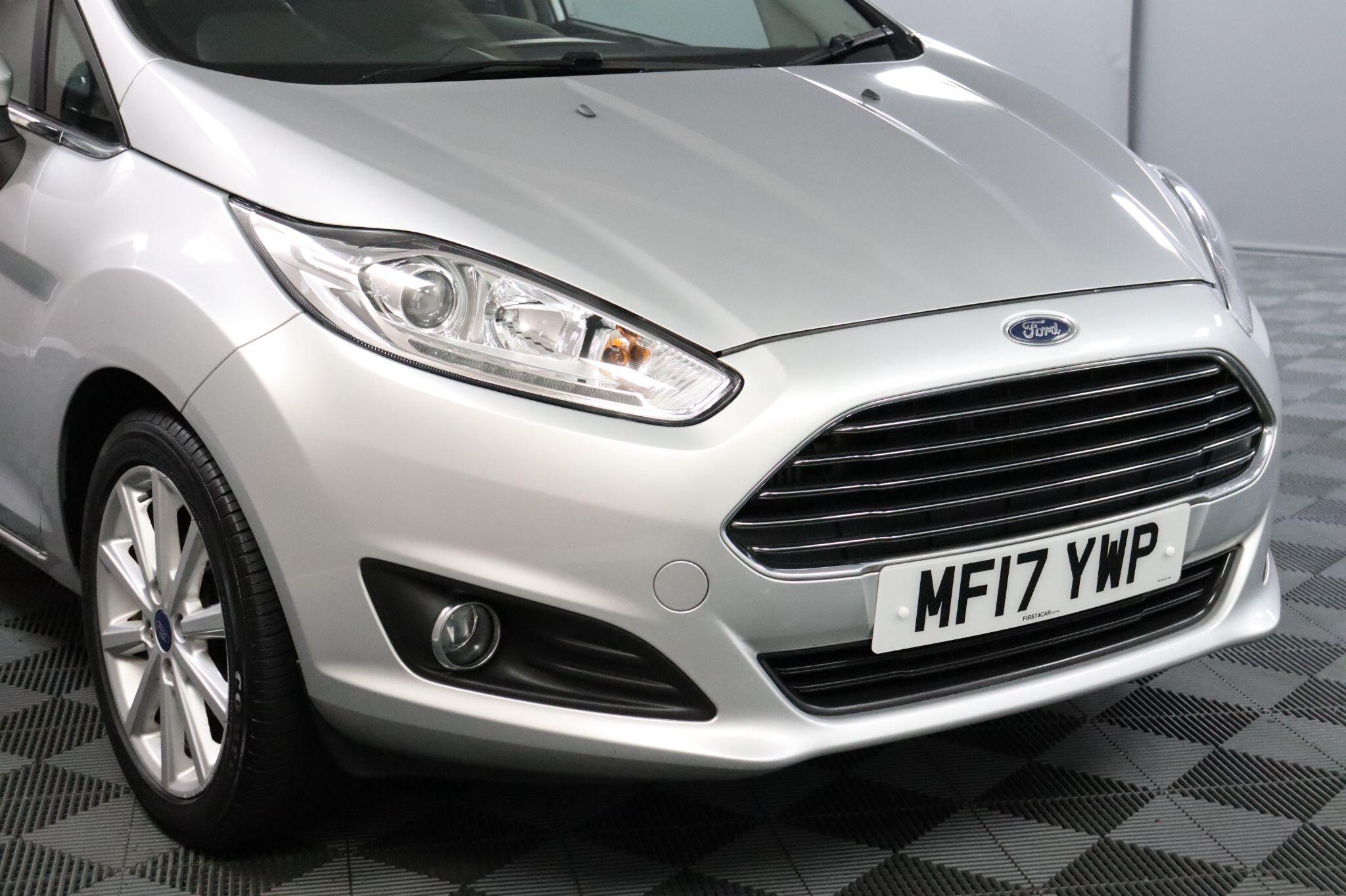 Ford Fiesta view 26