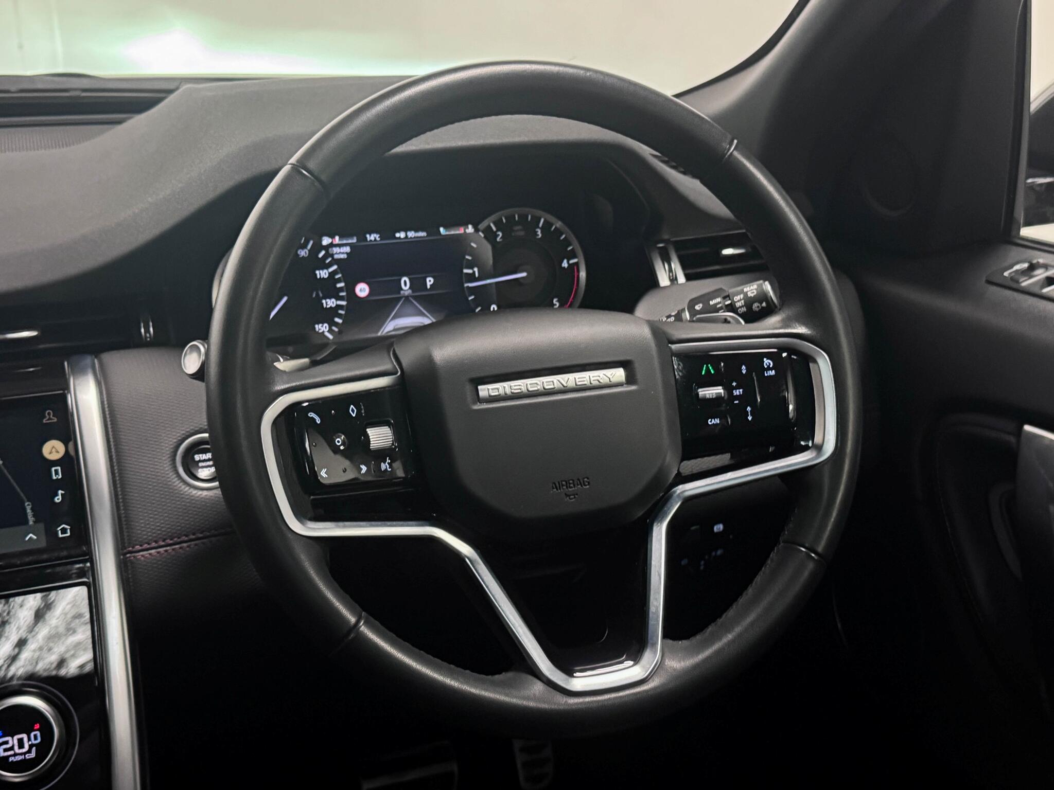 Land Rover Discovery Sport view 31